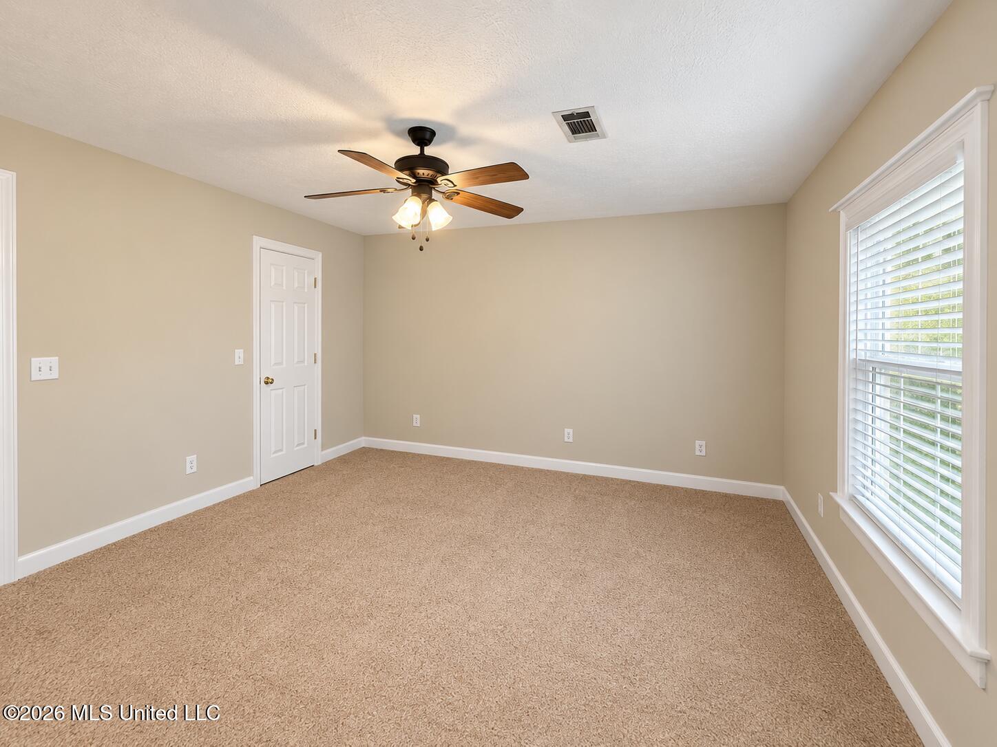 6 Foxcroft Court