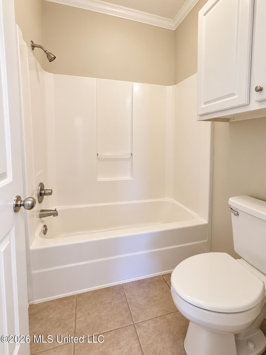 6 Foxcroft Court
