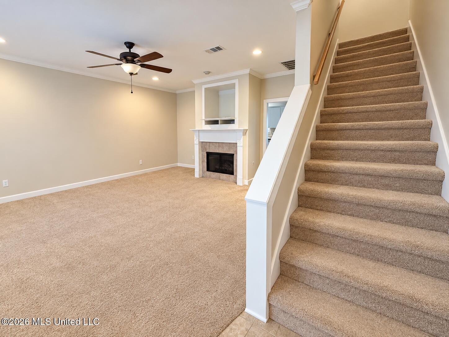 6 Foxcroft Court