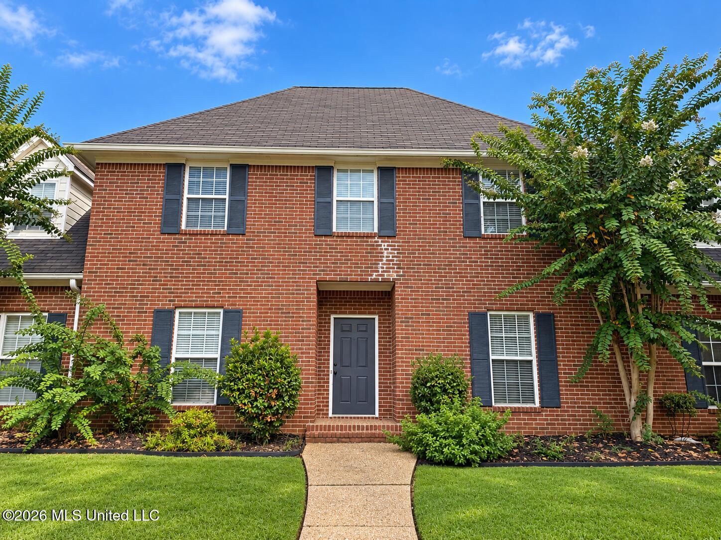 6 Foxcroft Court