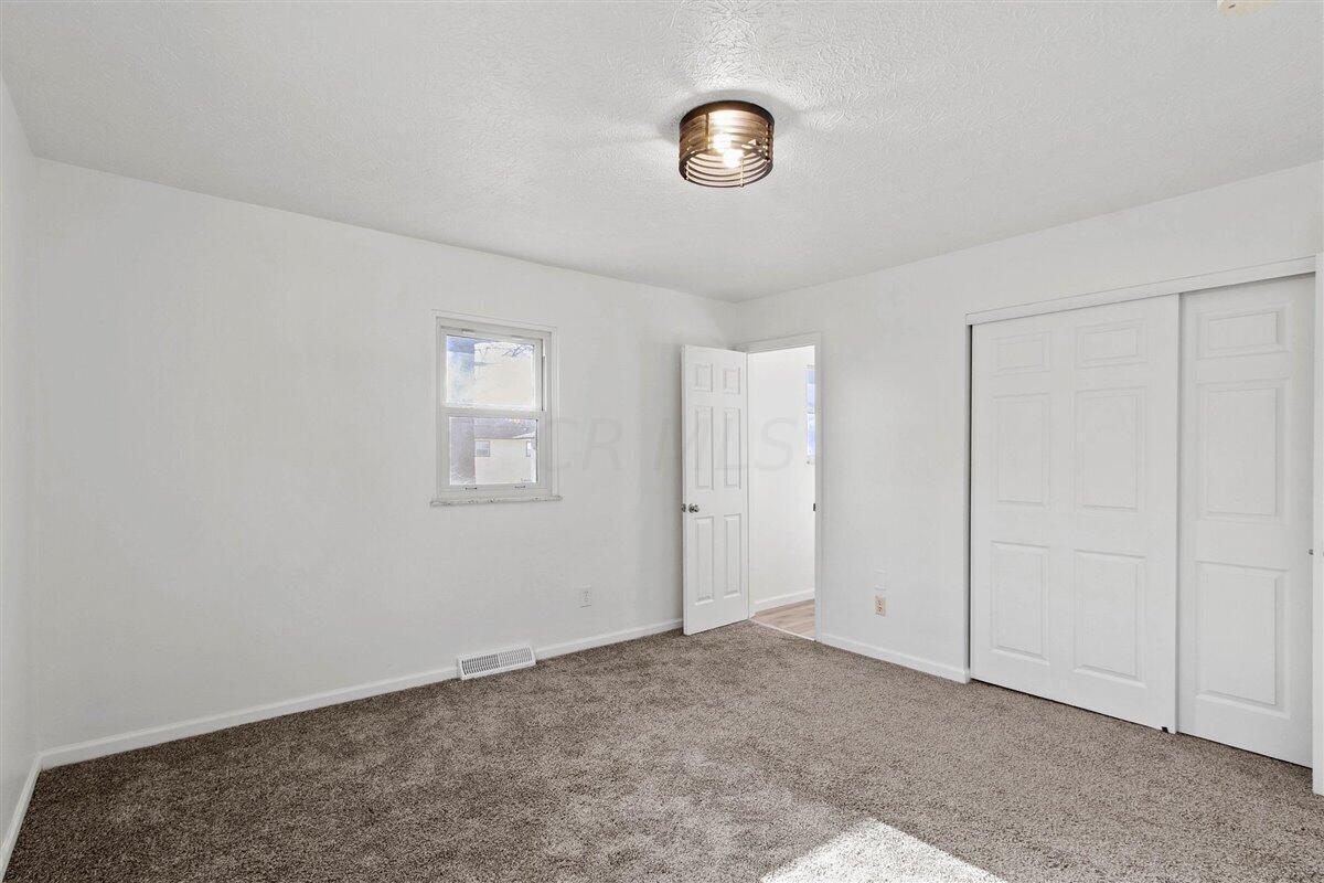 2081 Maplewood Drive