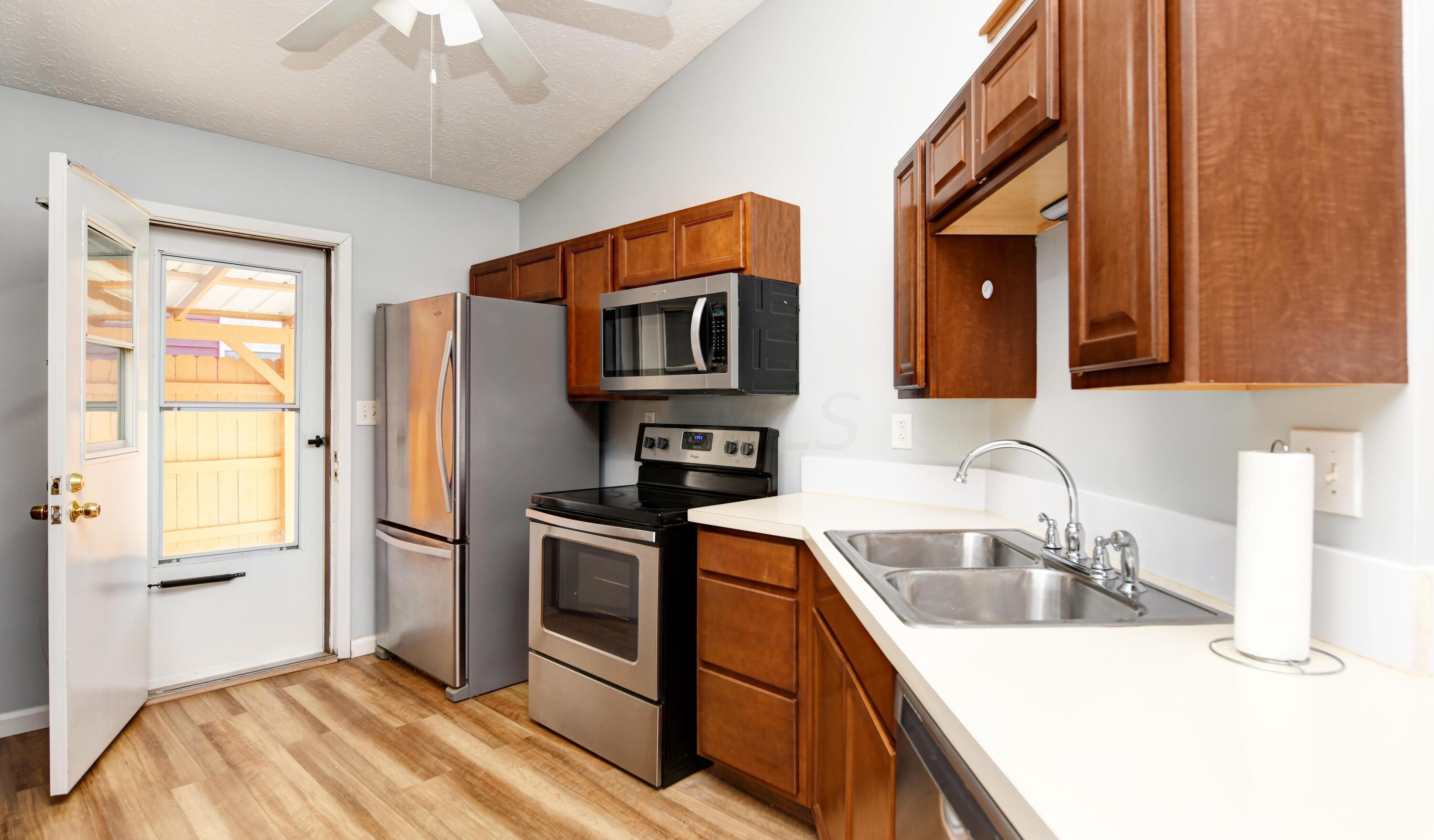 2419 Sawbury Boulevard