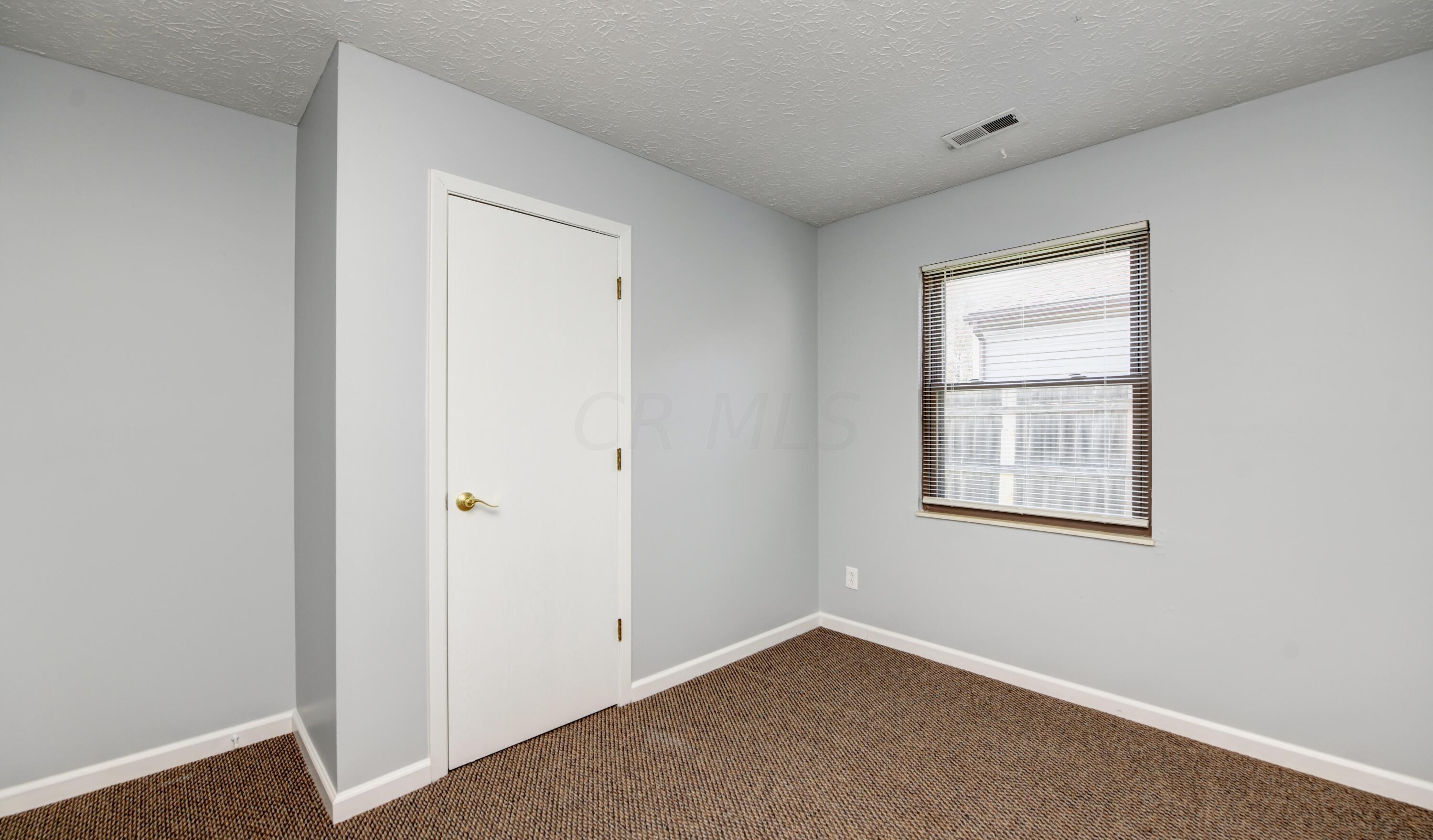 2419 Sawbury Boulevard