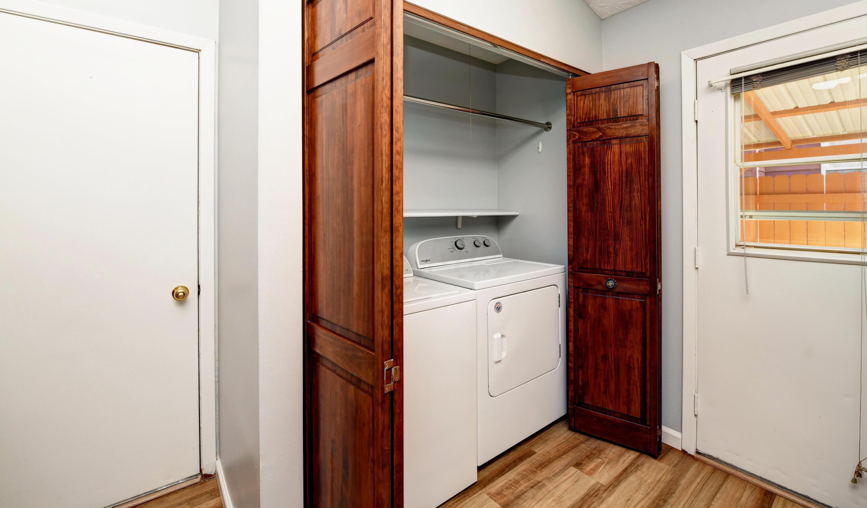 2419 Sawbury Boulevard