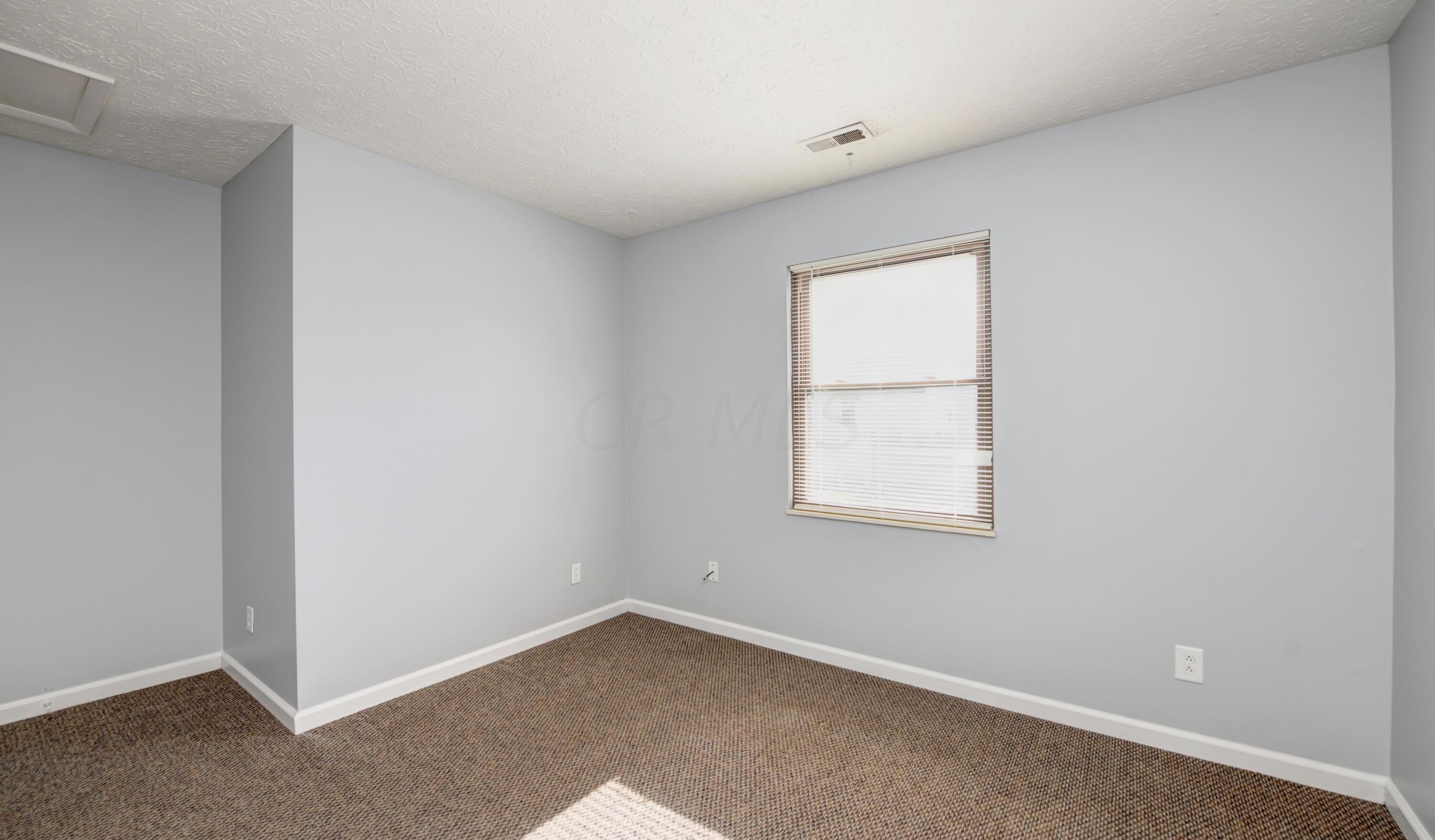 2419 Sawbury Boulevard