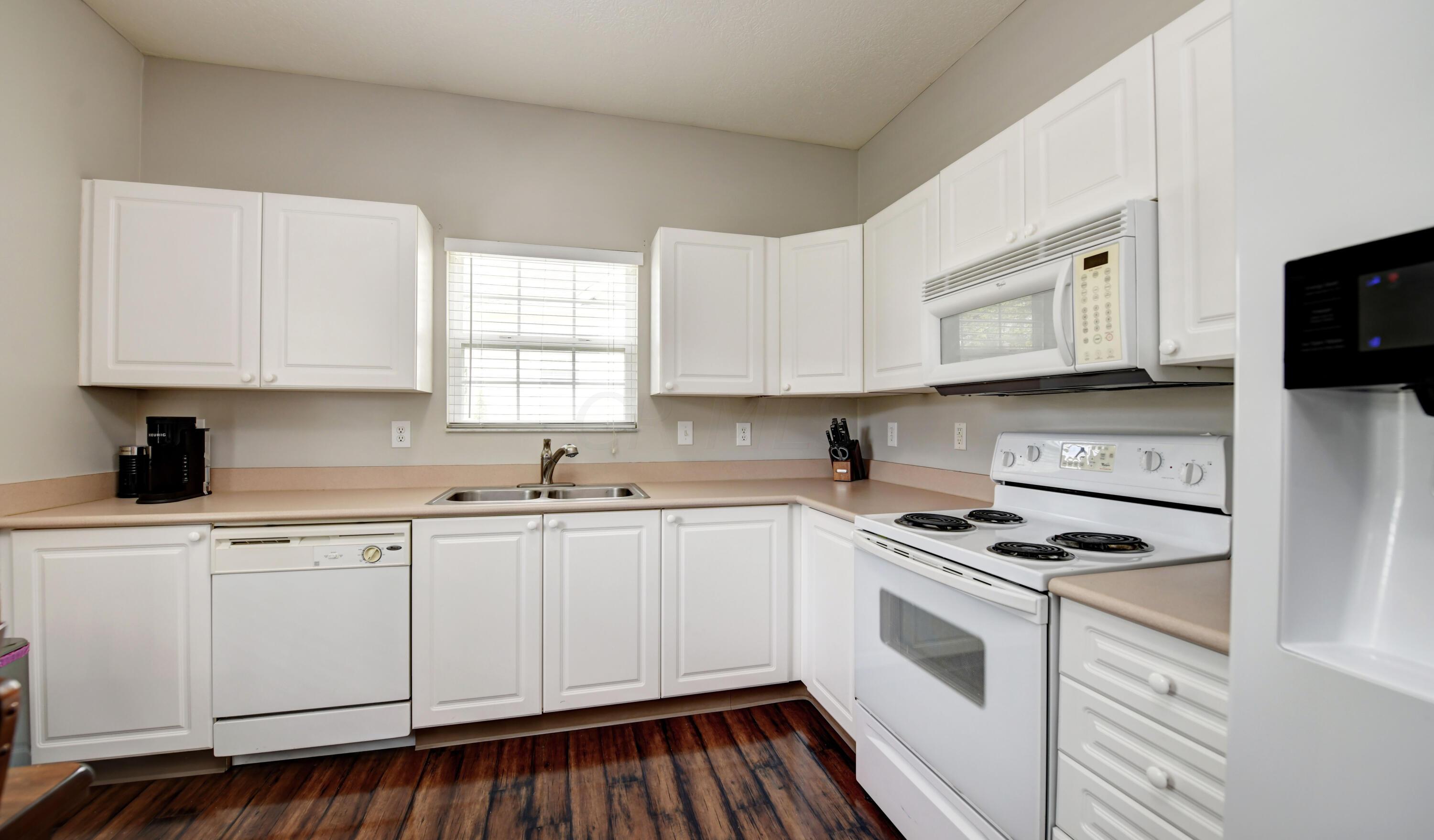 6036 Seabiscuit Drive, 3