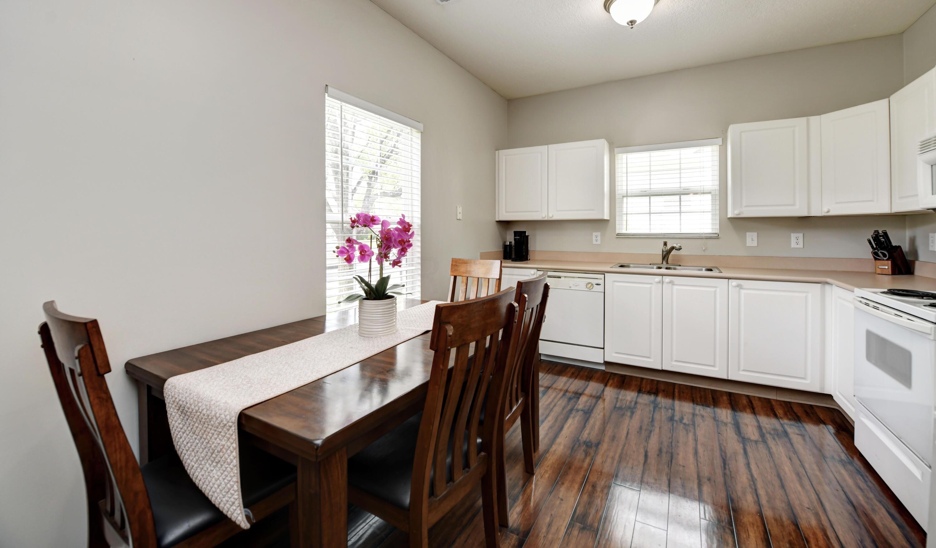 6036 Seabiscuit Drive, 3