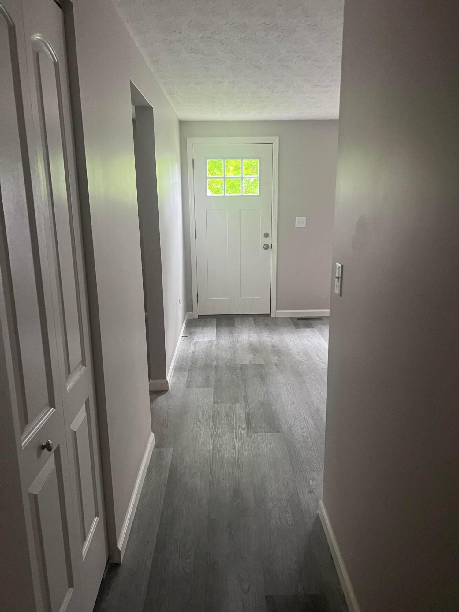 2028 Shawbury Court W