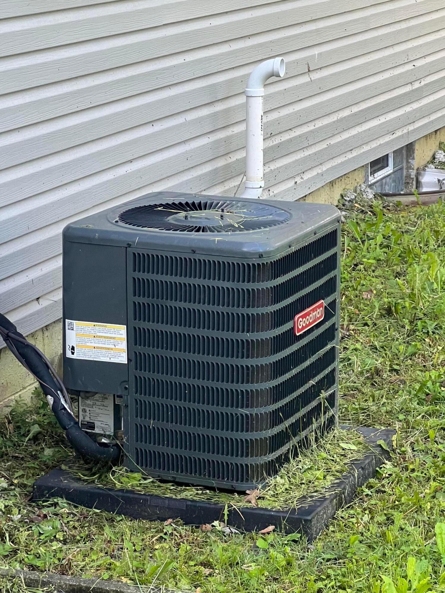 2028 Shawbury Court W