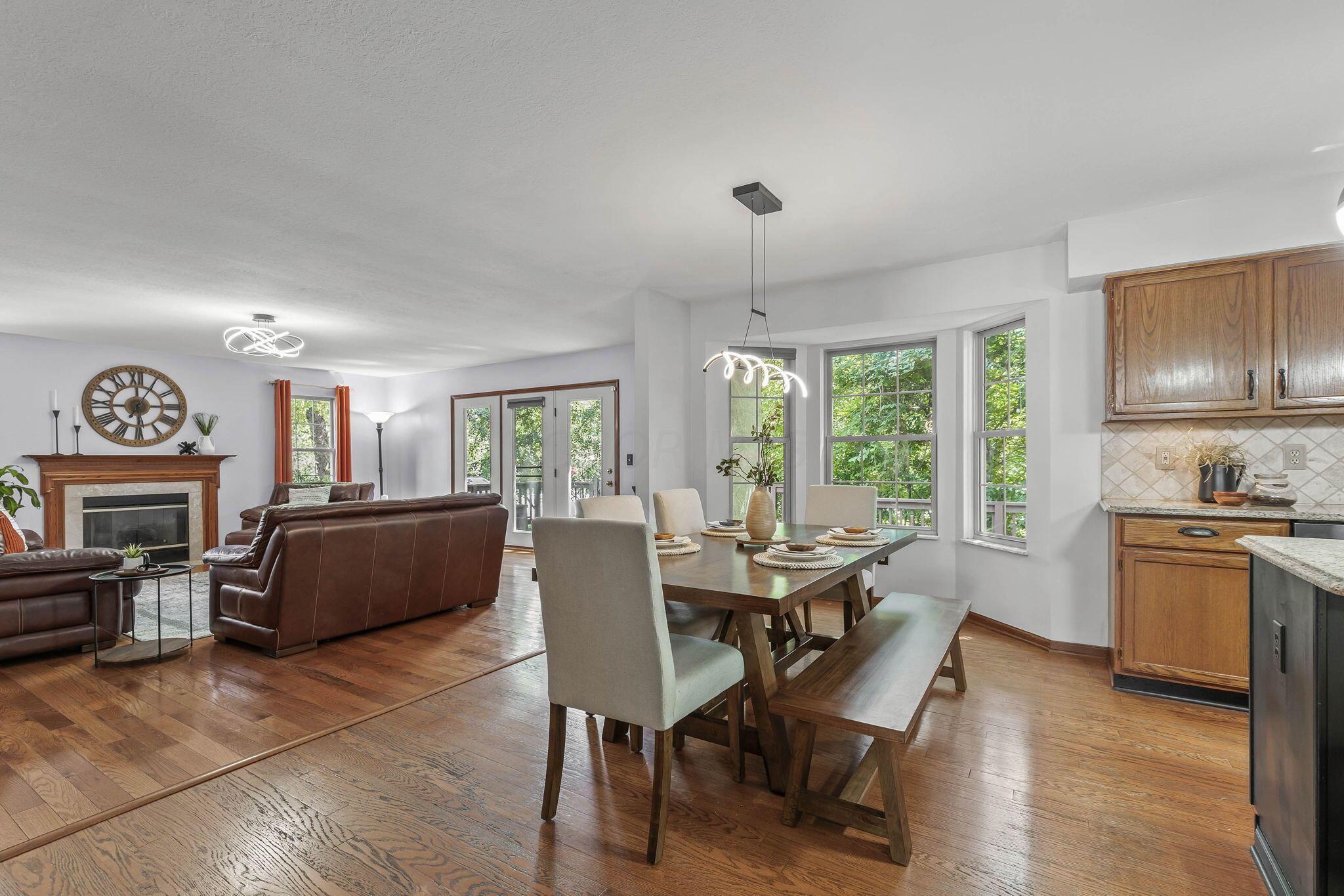 253 Whitaker Avenue S