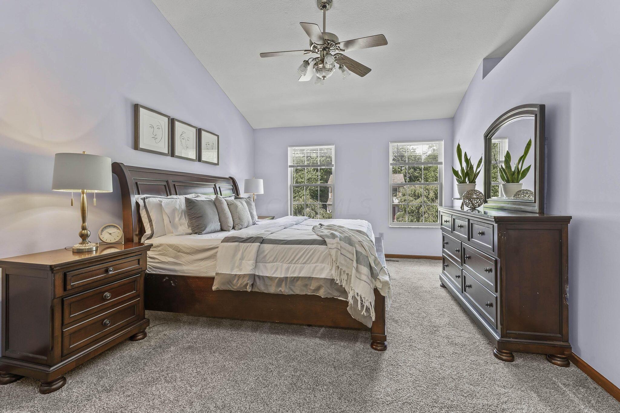 253 Whitaker Avenue S