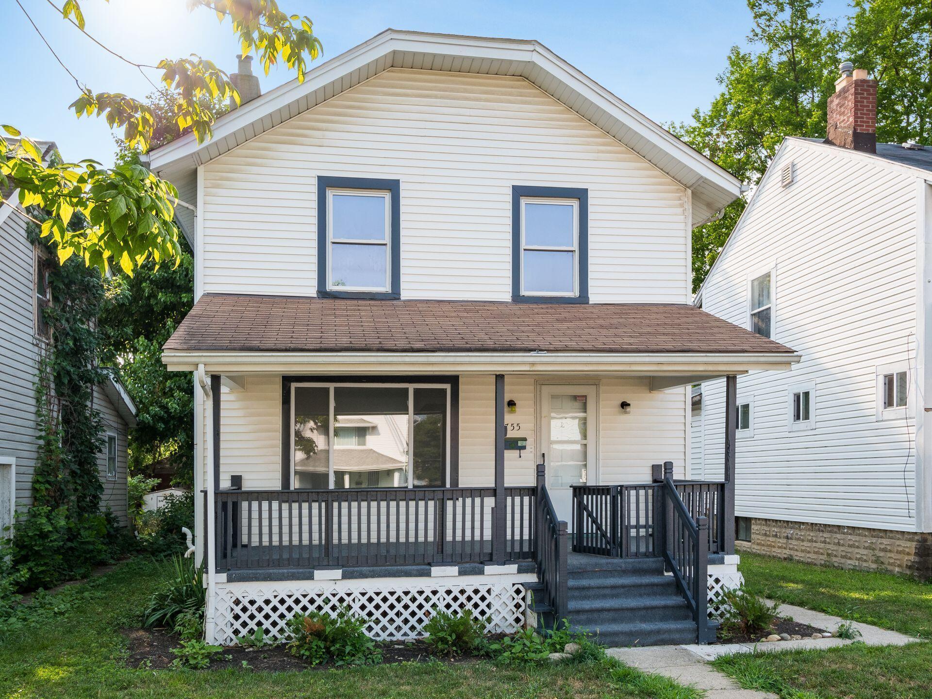 755 S Richardson Avenue