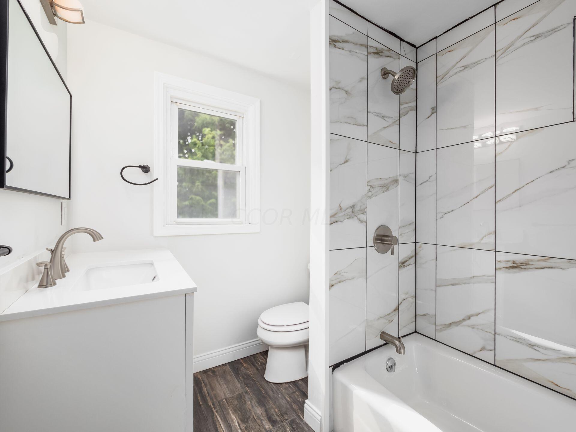 755 S Richardson Avenue