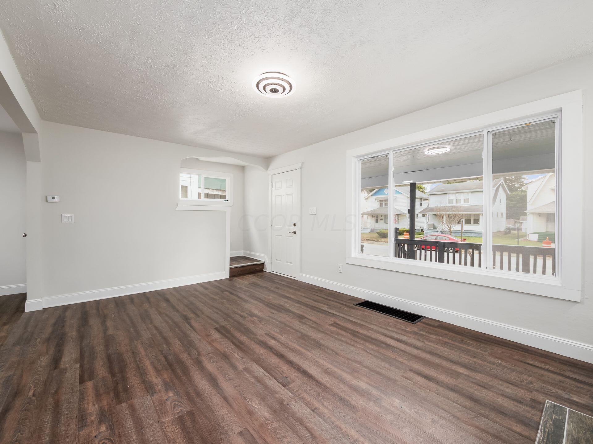 755 S Richardson Avenue