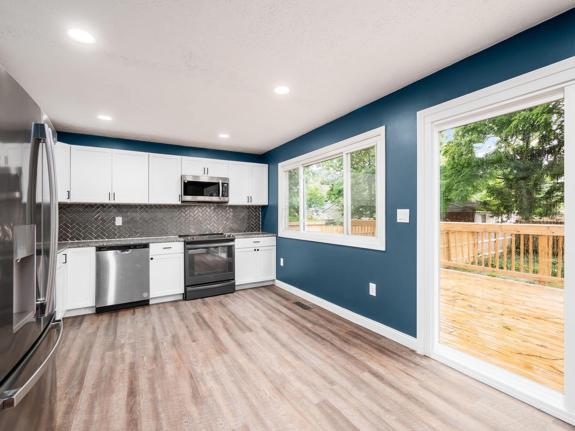 755 S Richardson Avenue