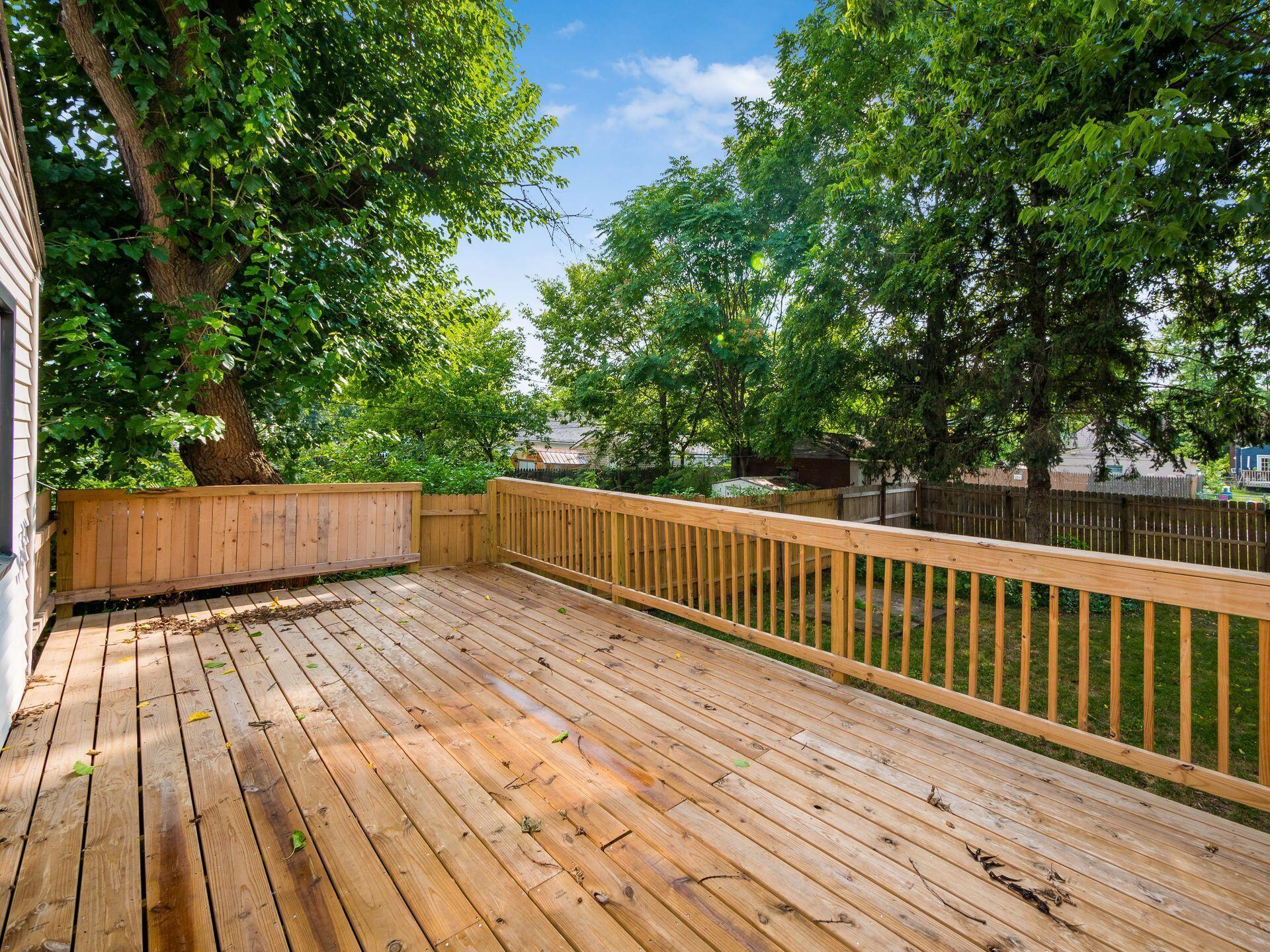 755 S Richardson Avenue