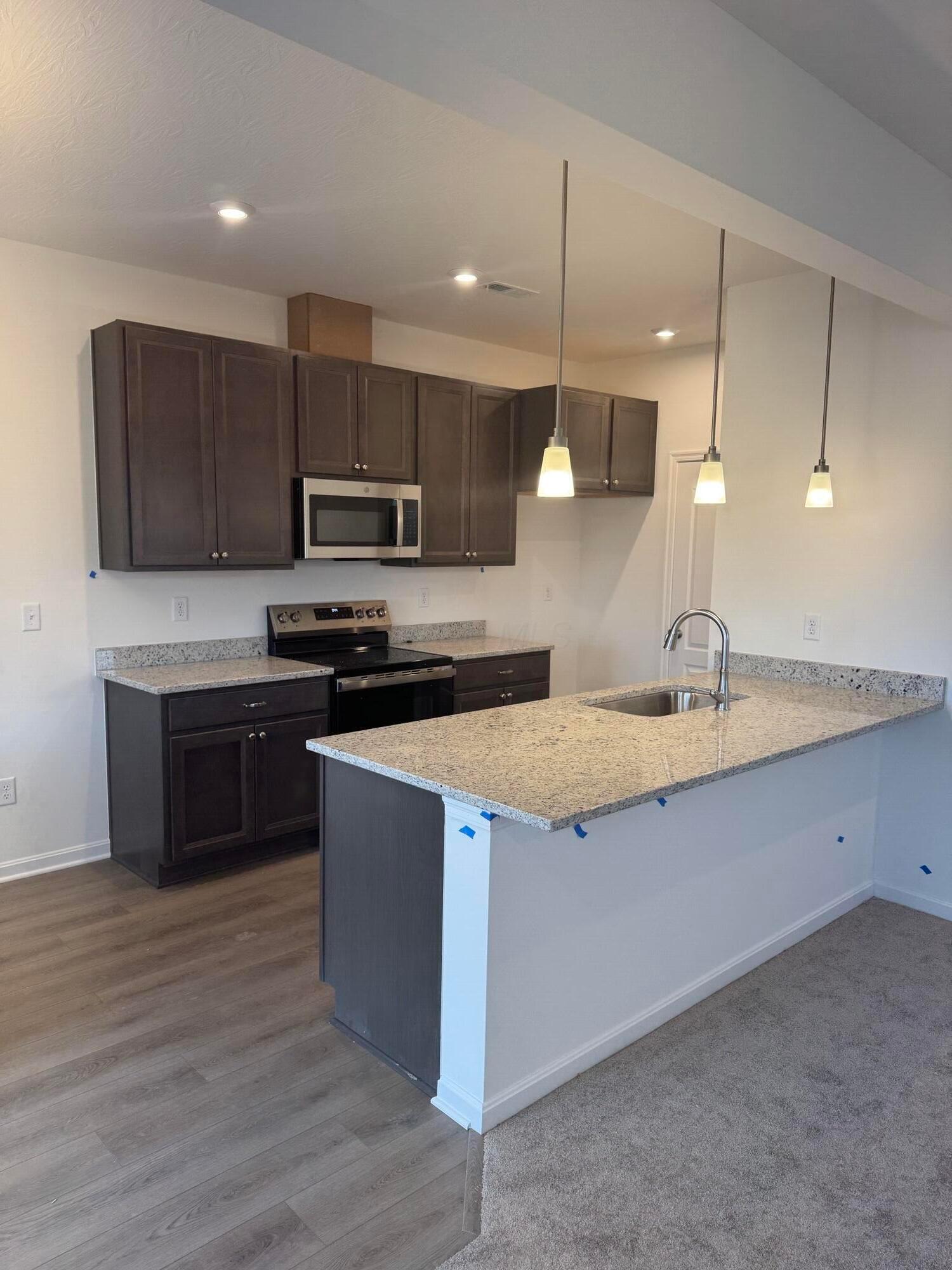 1610 Day Break Loop, 113A