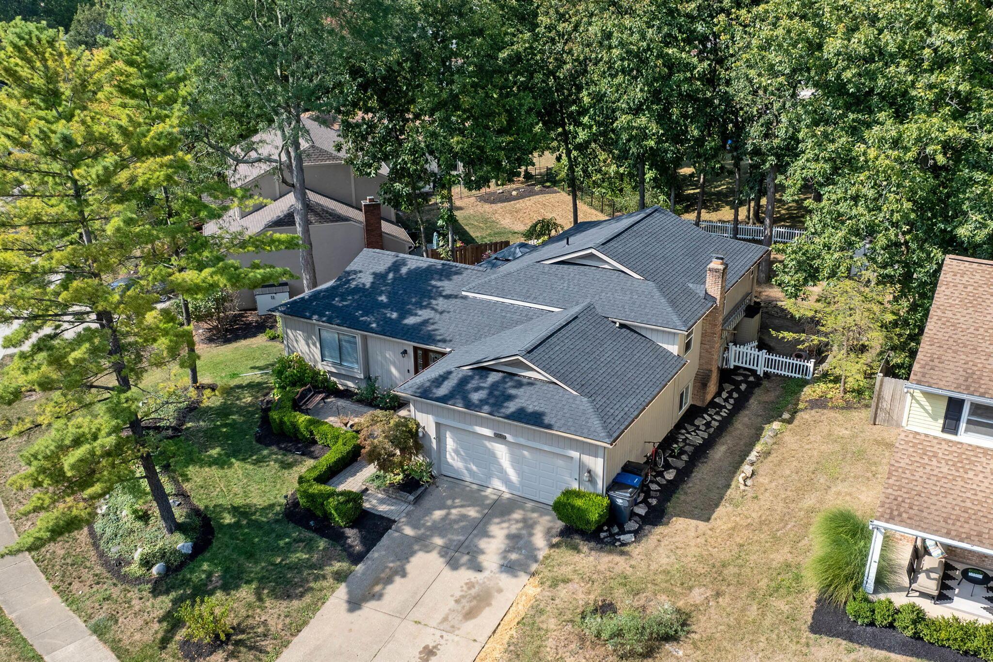 712 Cherrington Road