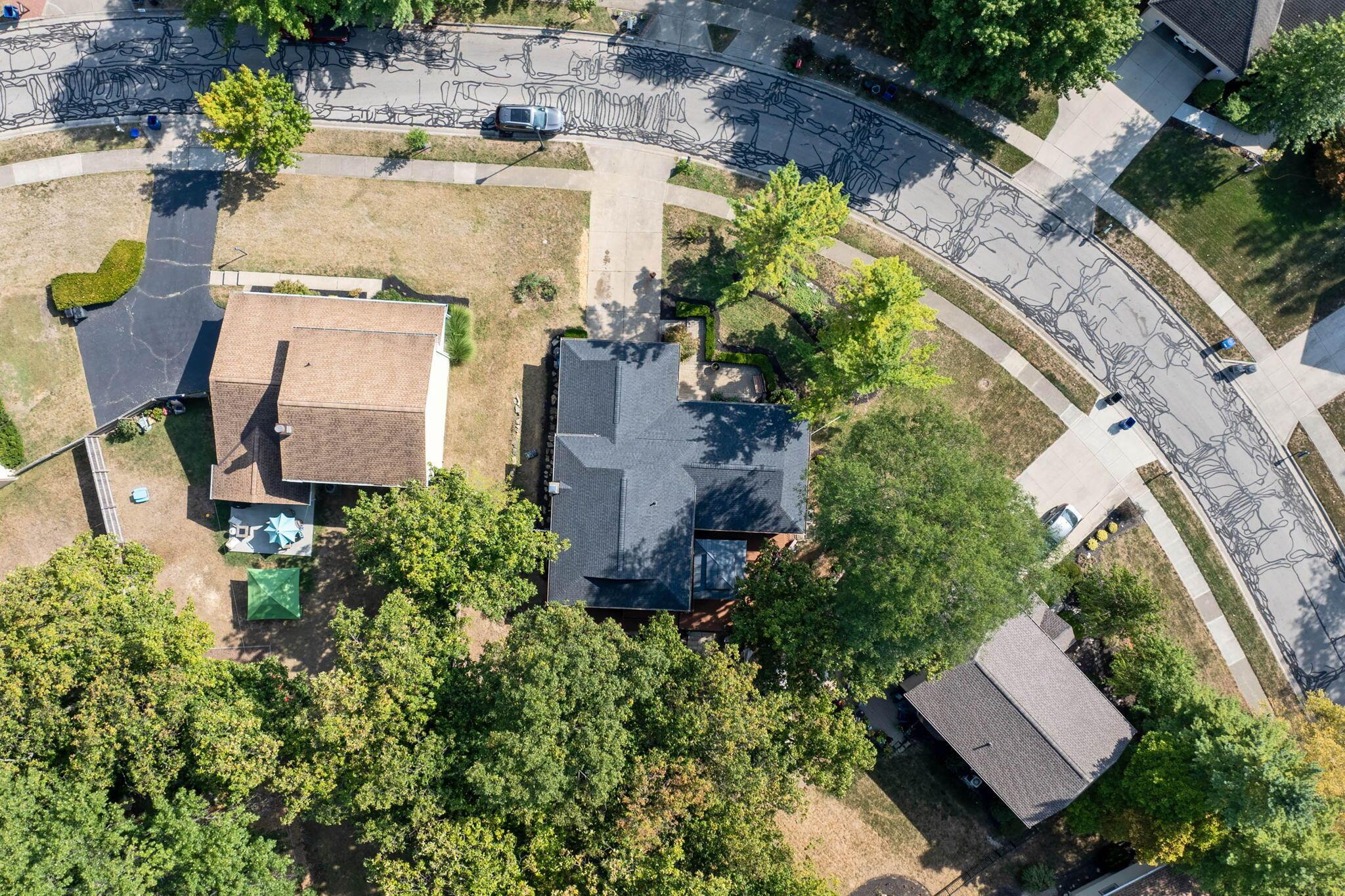 712 Cherrington Road