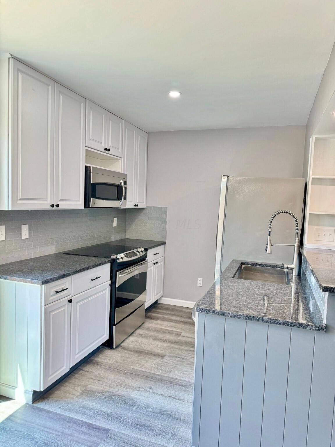 5105 Singleton Drive, 38C