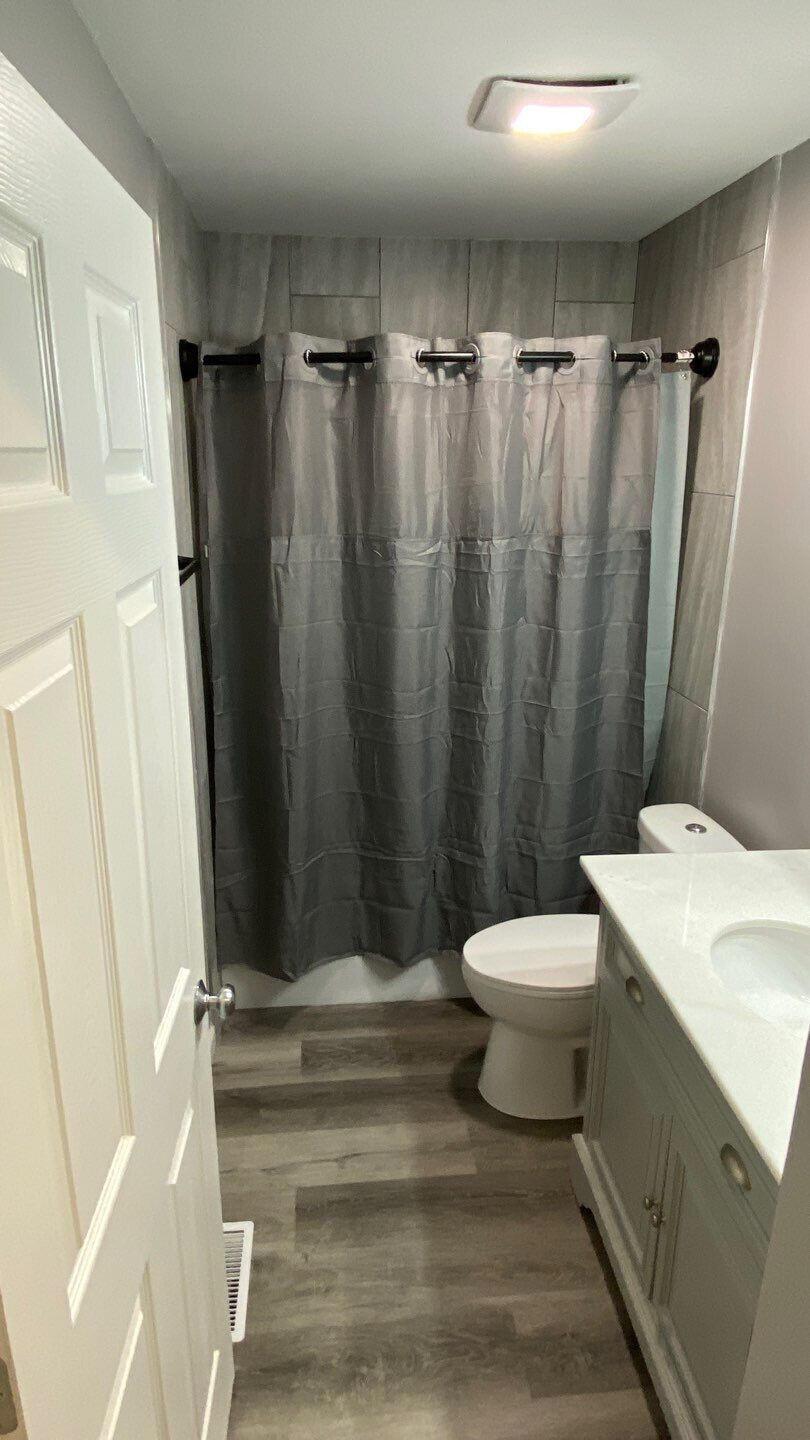 5105 Singleton Drive, 38C