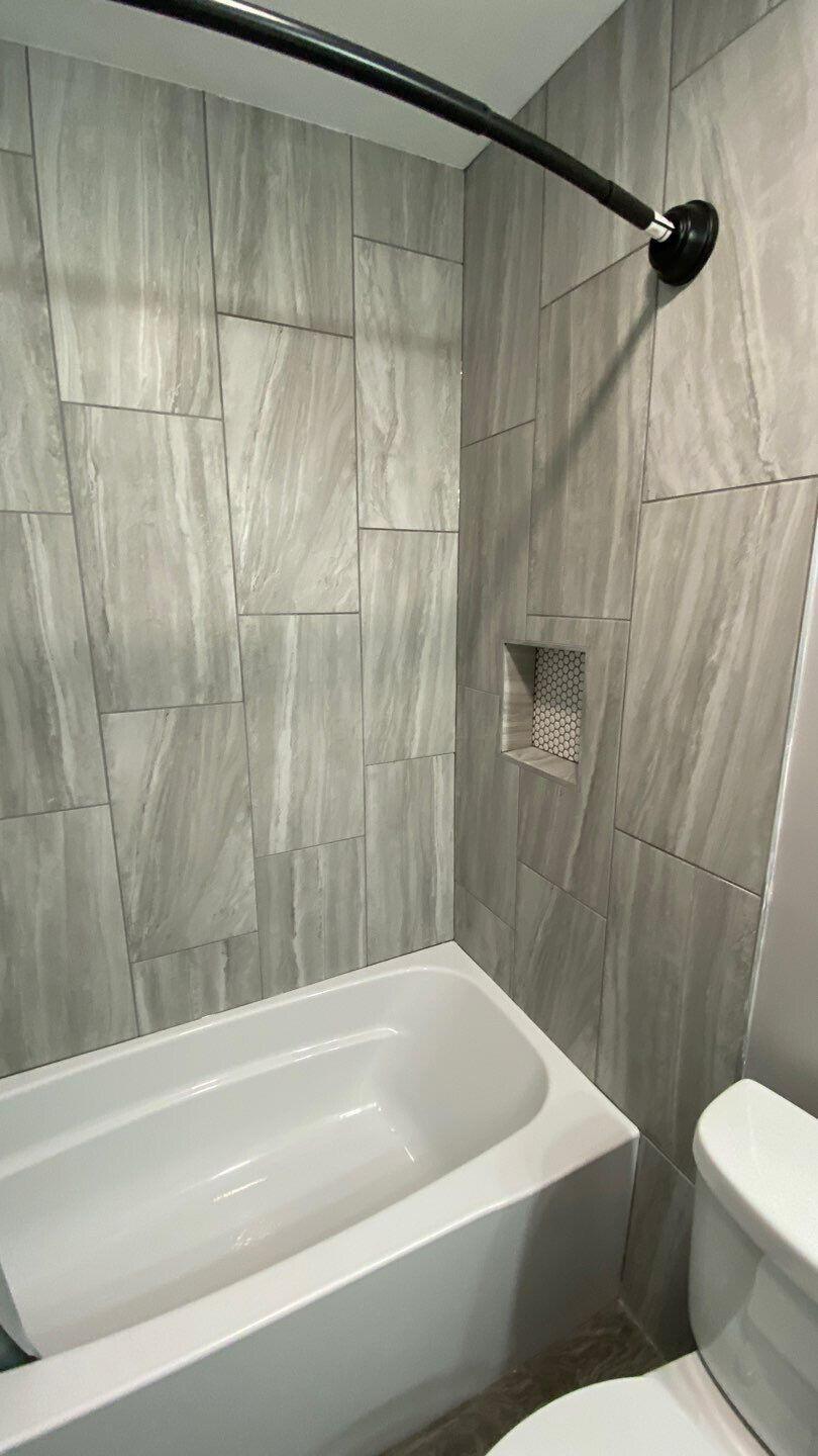 5105 Singleton Drive, 38C