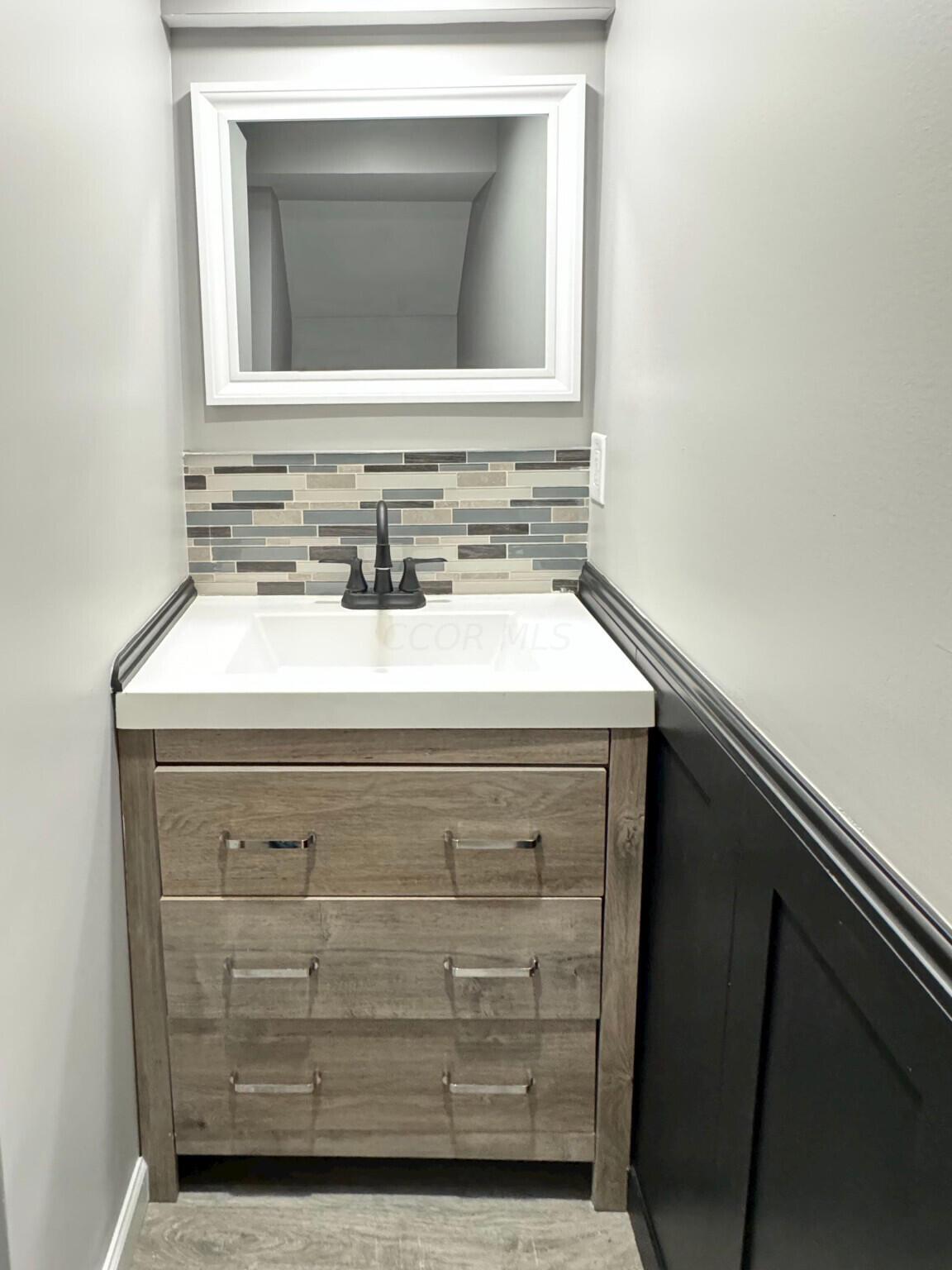 5105 Singleton Drive, 38C