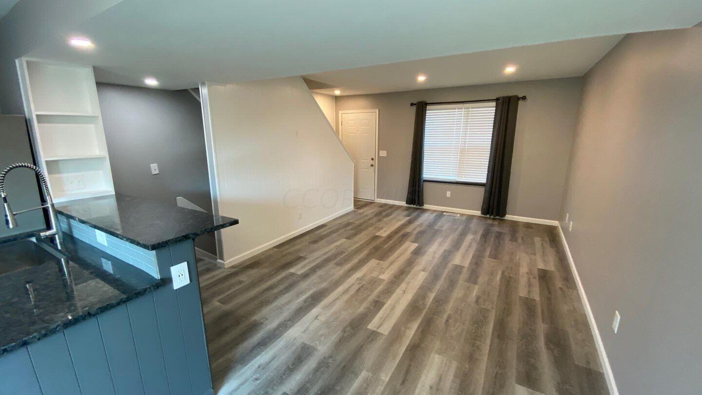 5105 Singleton Drive, 38C