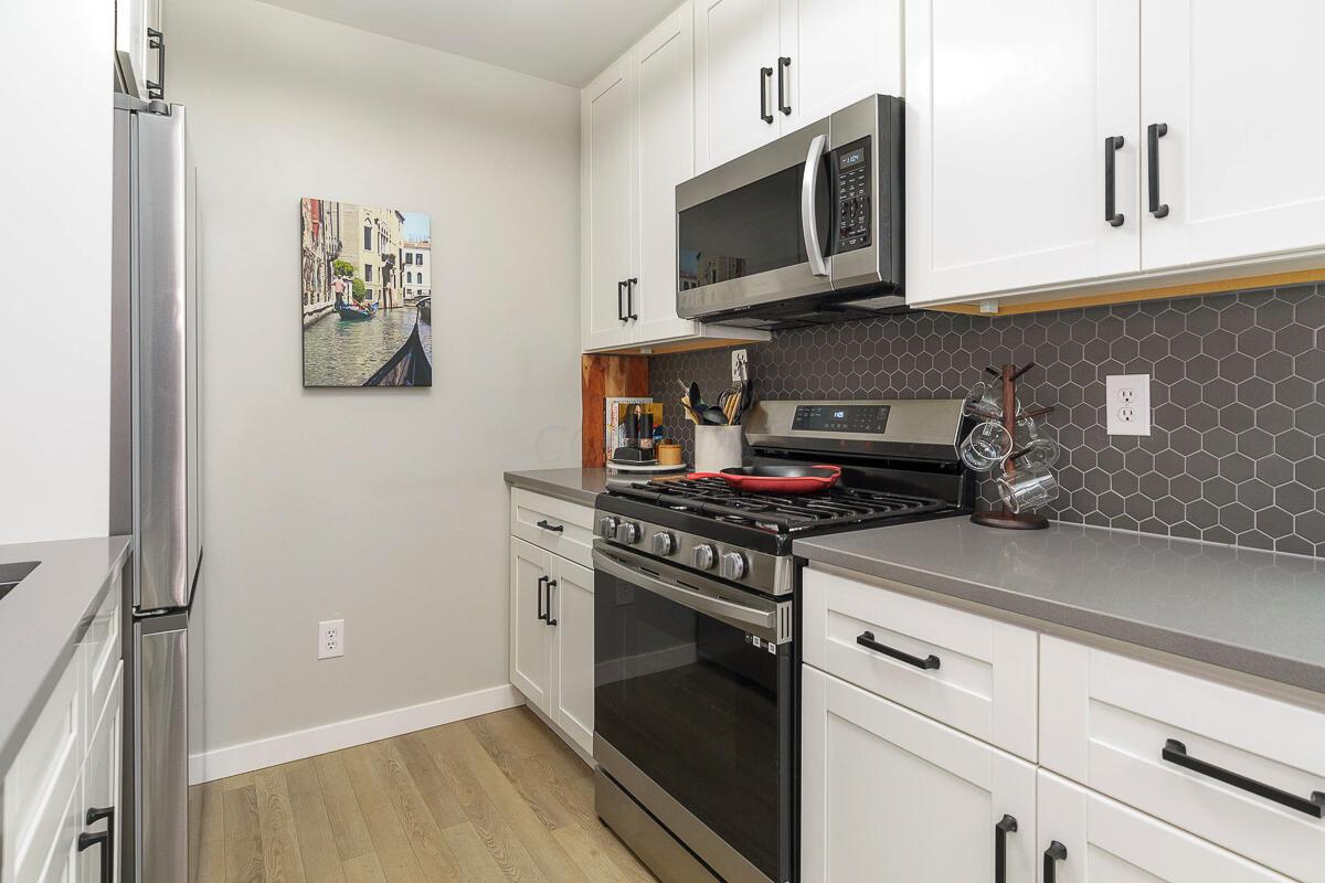 4950 Stoneybrook Boulevard, 15A