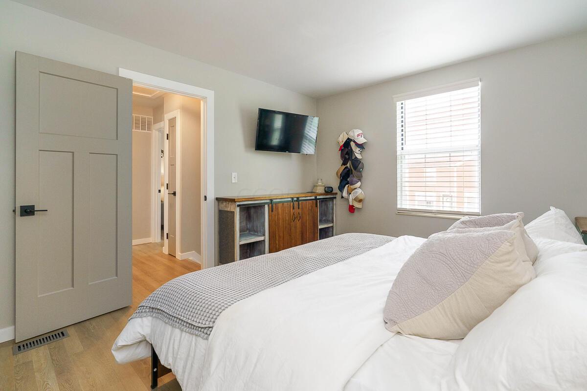 4950 Stoneybrook Boulevard, 15A