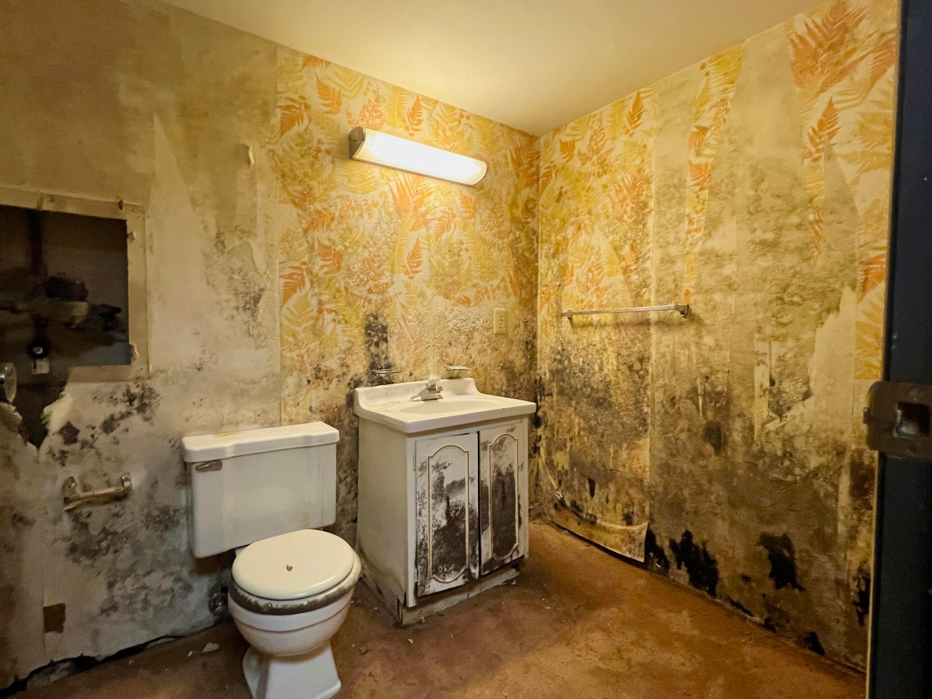 1120 Fairway Boulevard