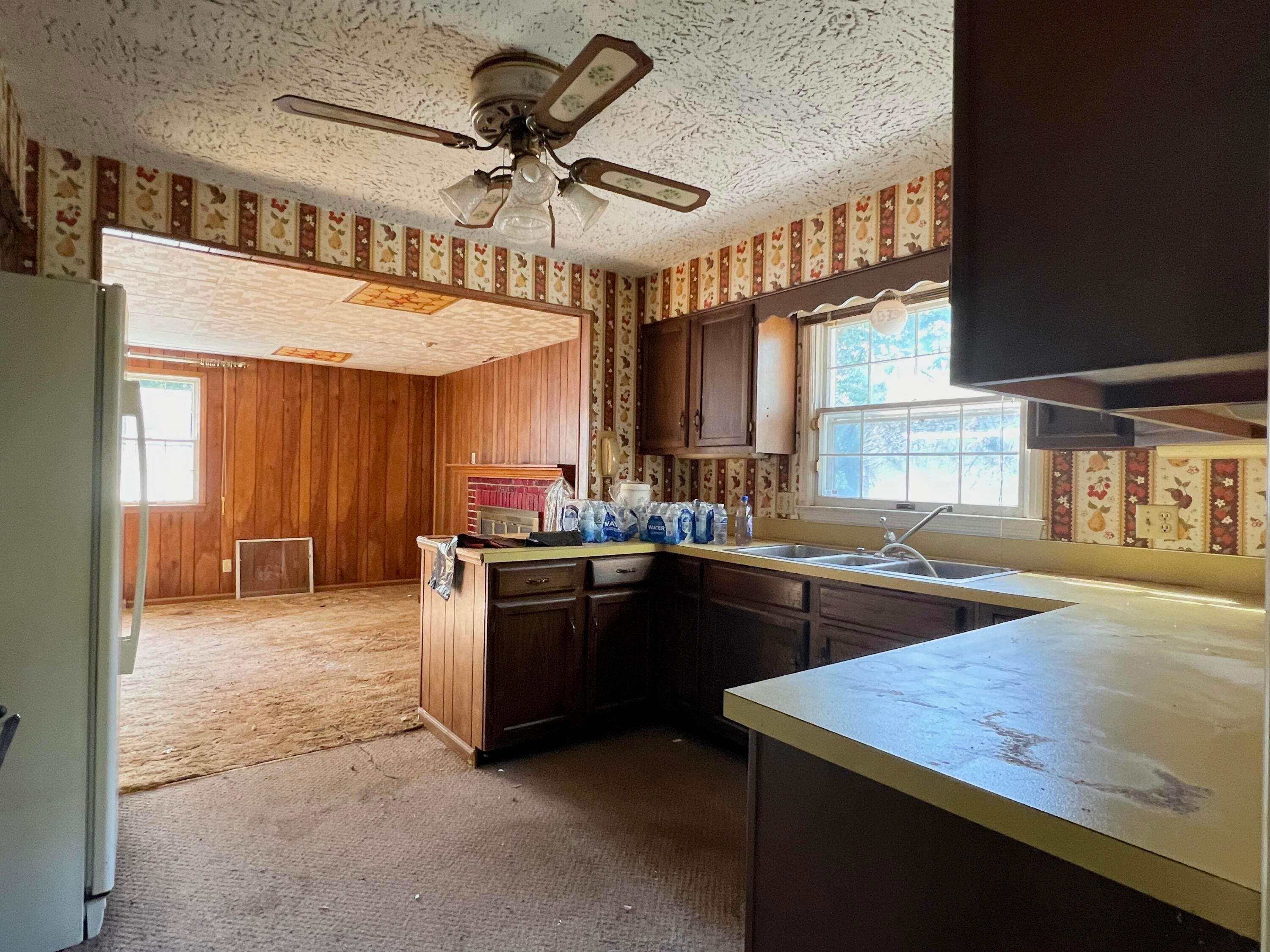 1120 Fairway Boulevard