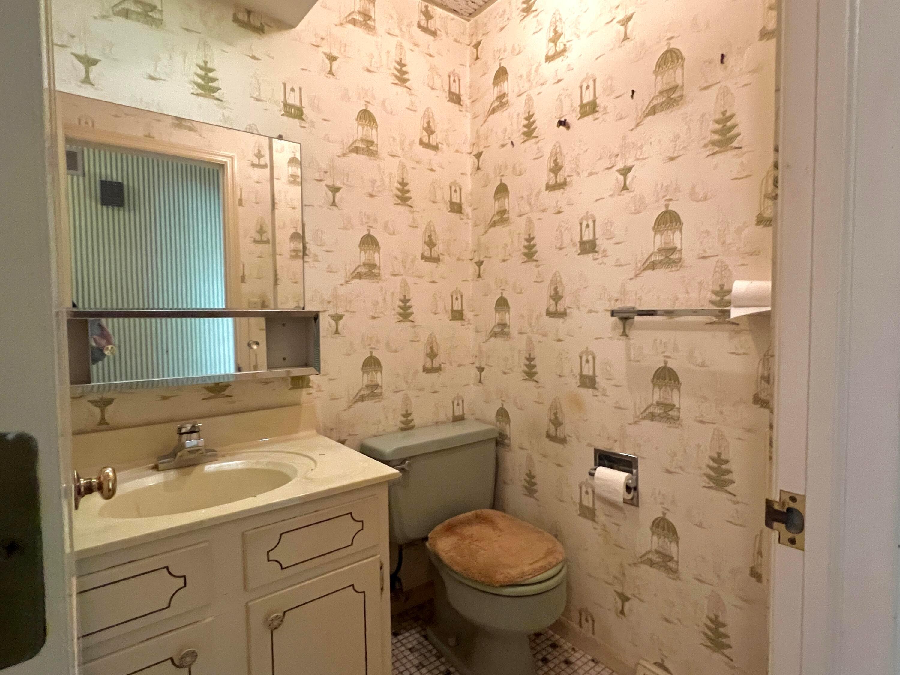 1120 Fairway Boulevard