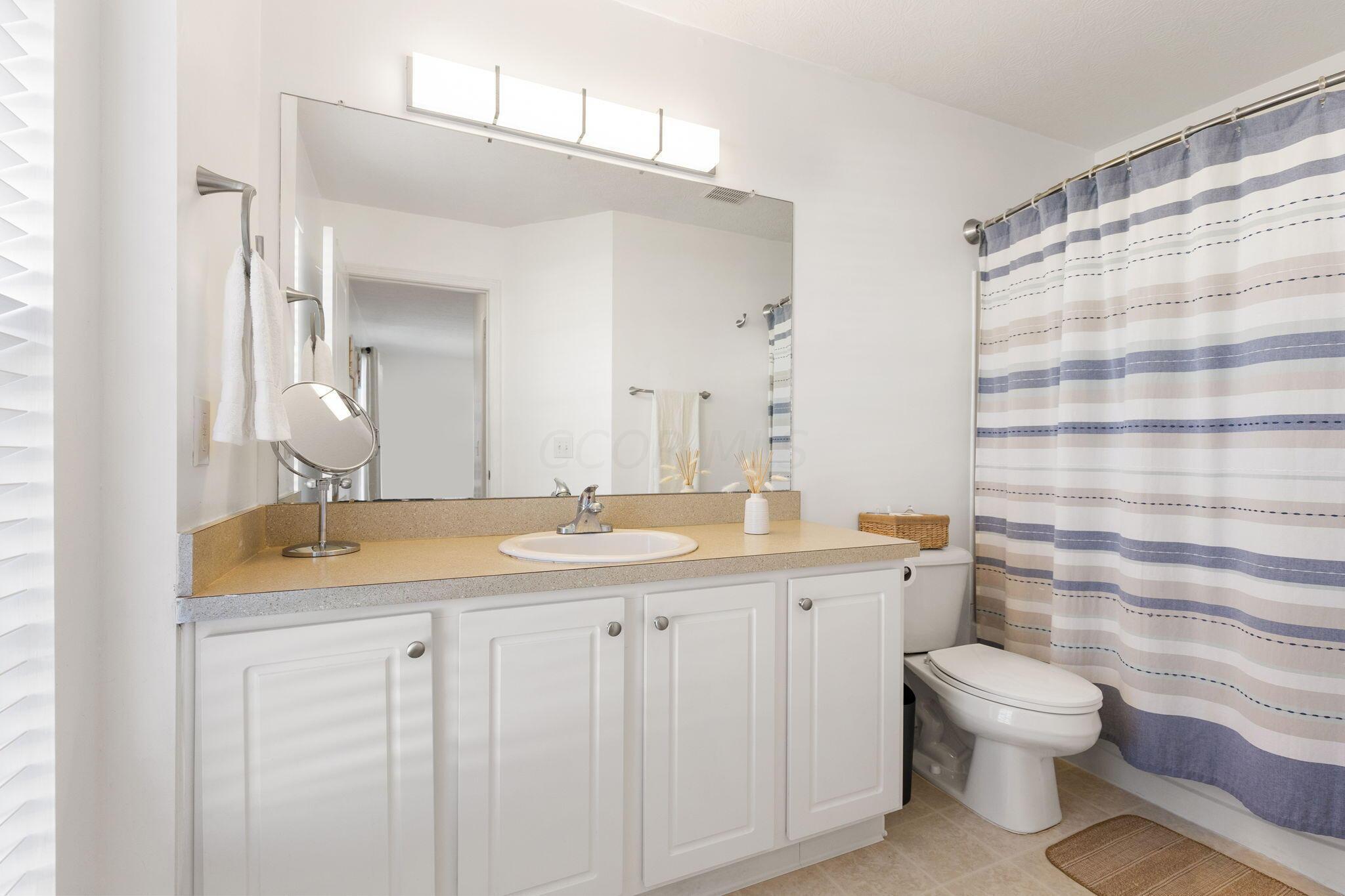 6188 Downwing Lane, 20