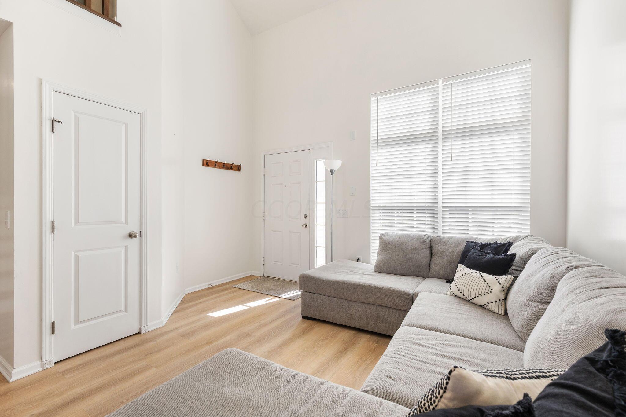 6188 Downwing Lane, 20