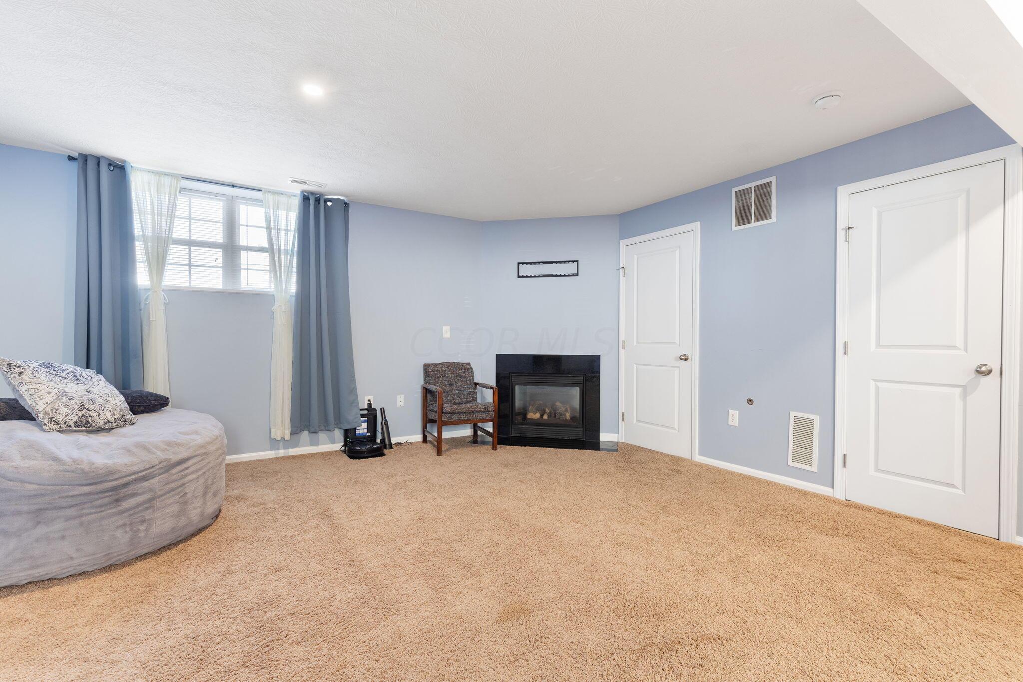 6188 Downwing Lane, 20