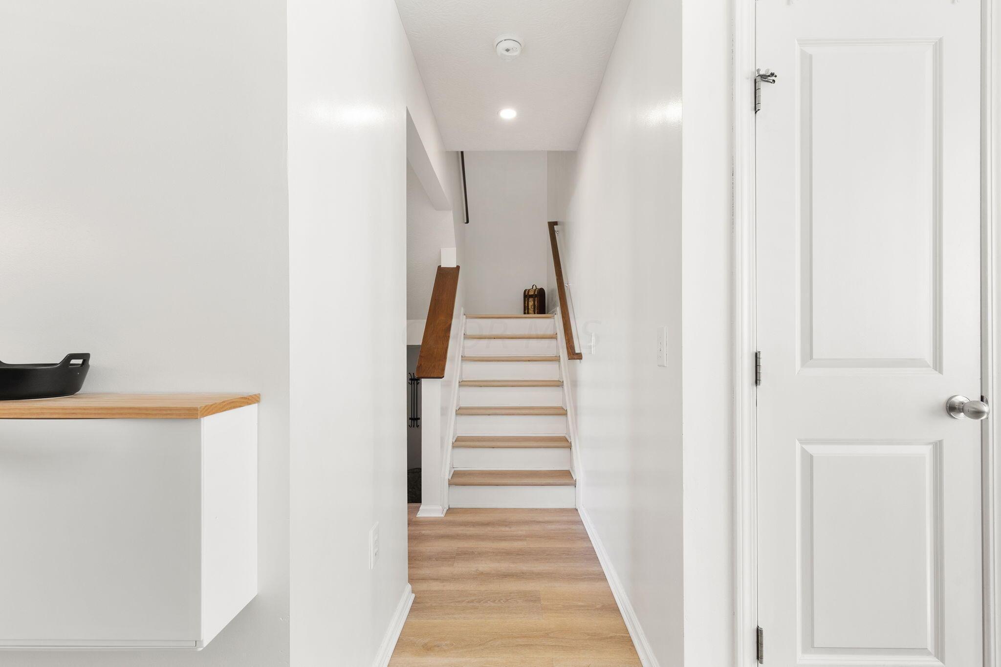 6188 Downwing Lane, 20