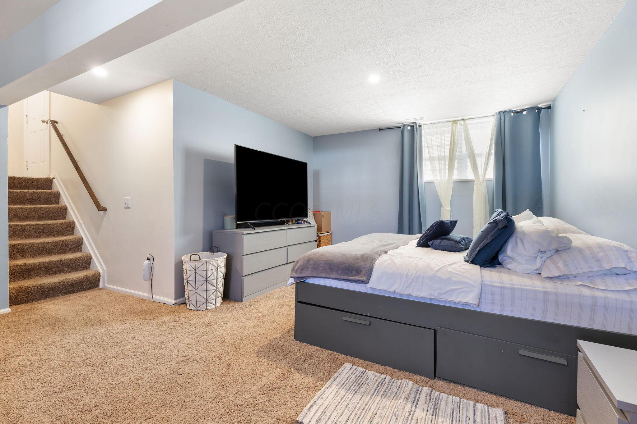 6188 Downwing Lane, 20