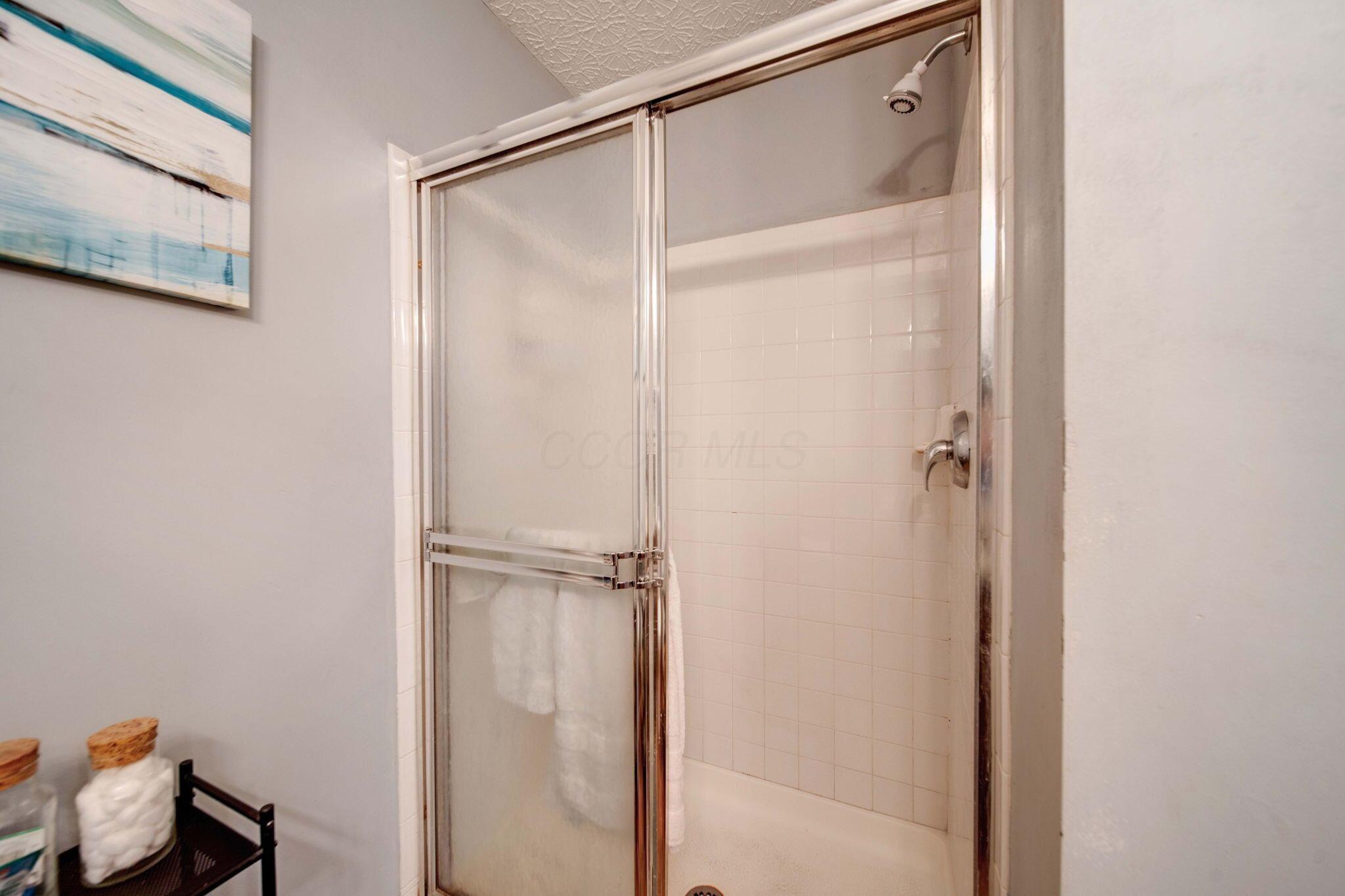 2772 Eastern Glen Drive, 79