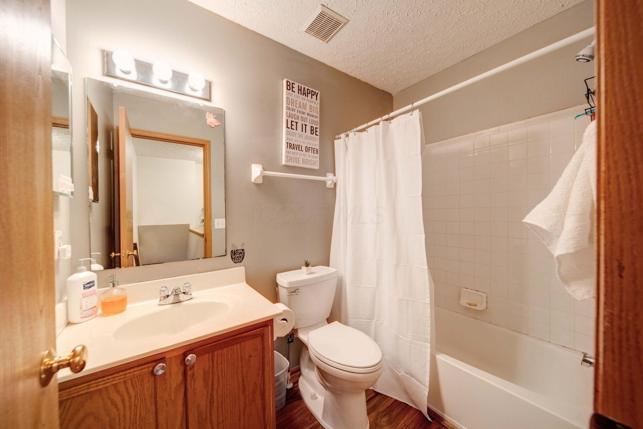 2772 Eastern Glen Drive, 79