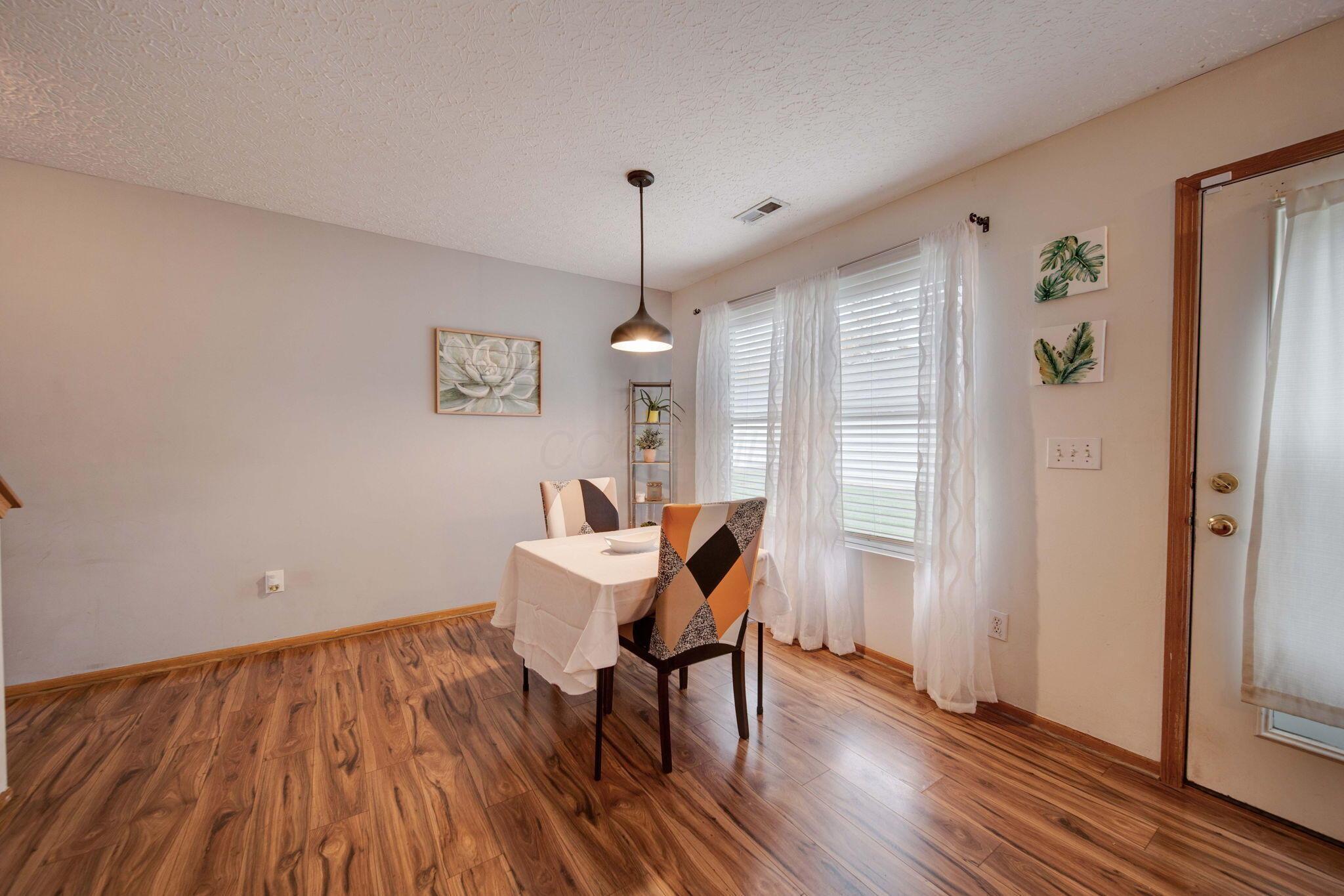 2772 Eastern Glen Drive, 79