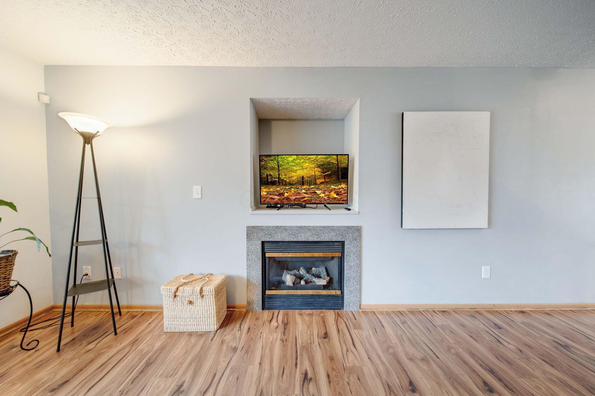 2772 Eastern Glen Drive, 79