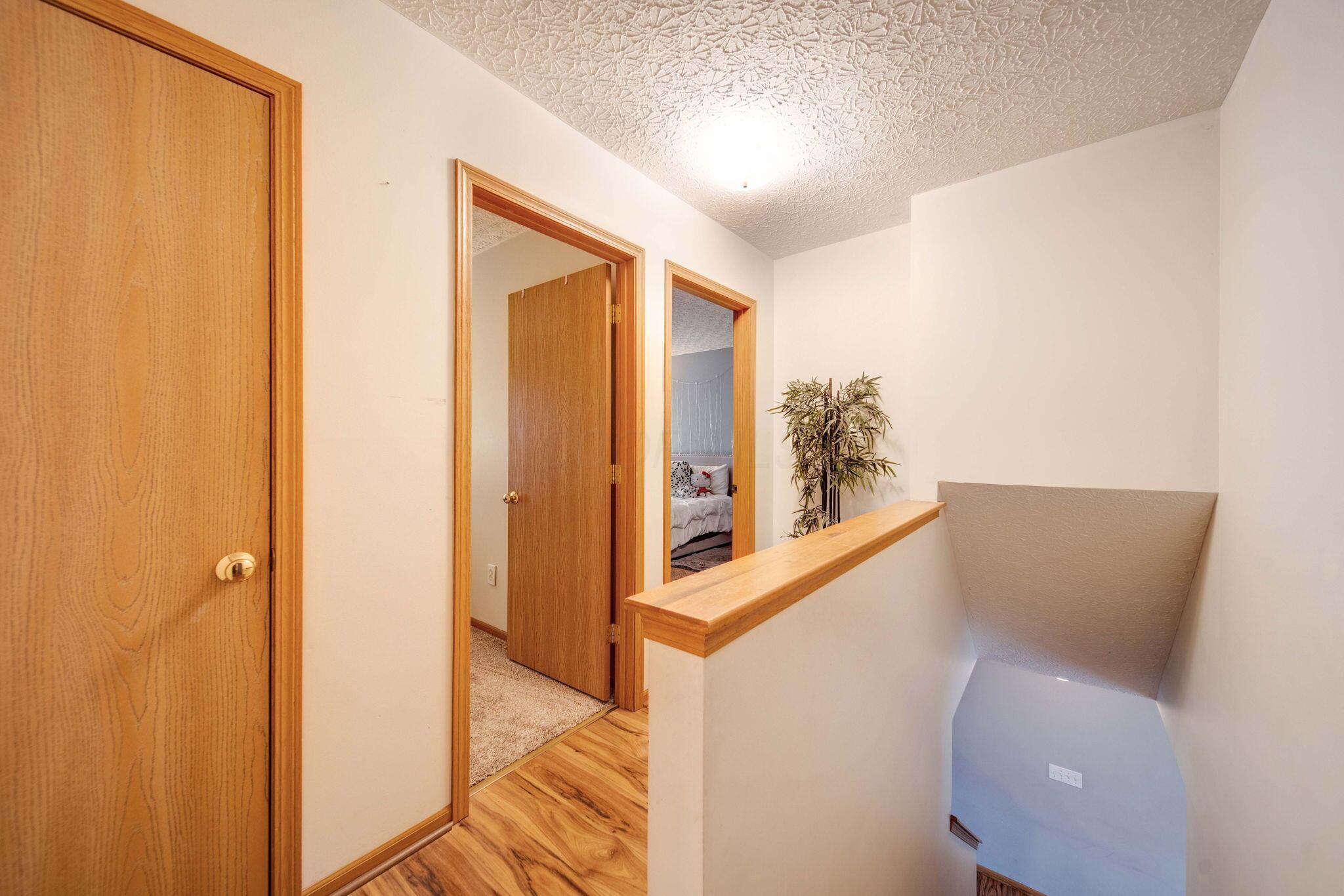 2772 Eastern Glen Drive, 79