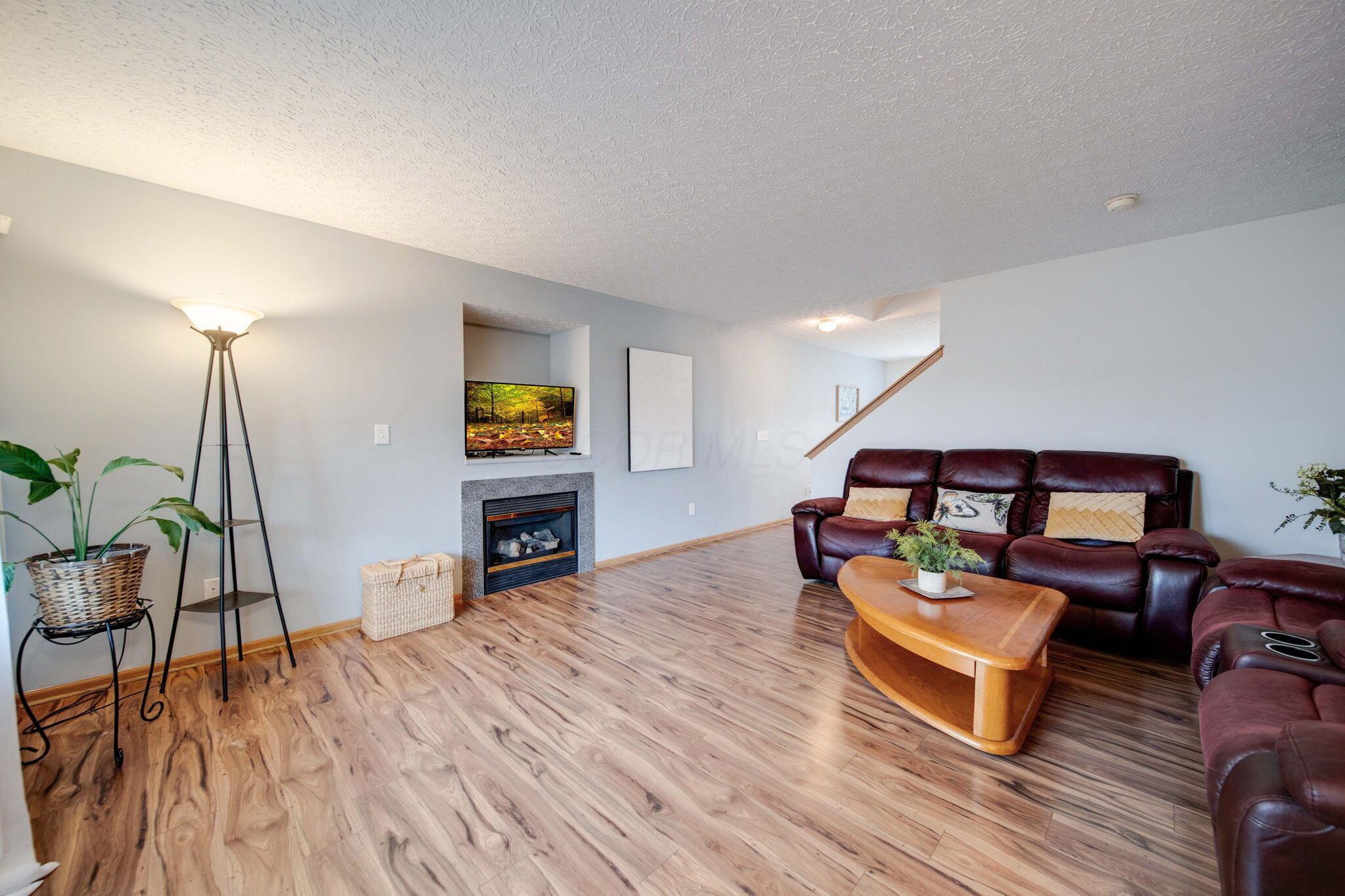 2772 Eastern Glen Drive, 79