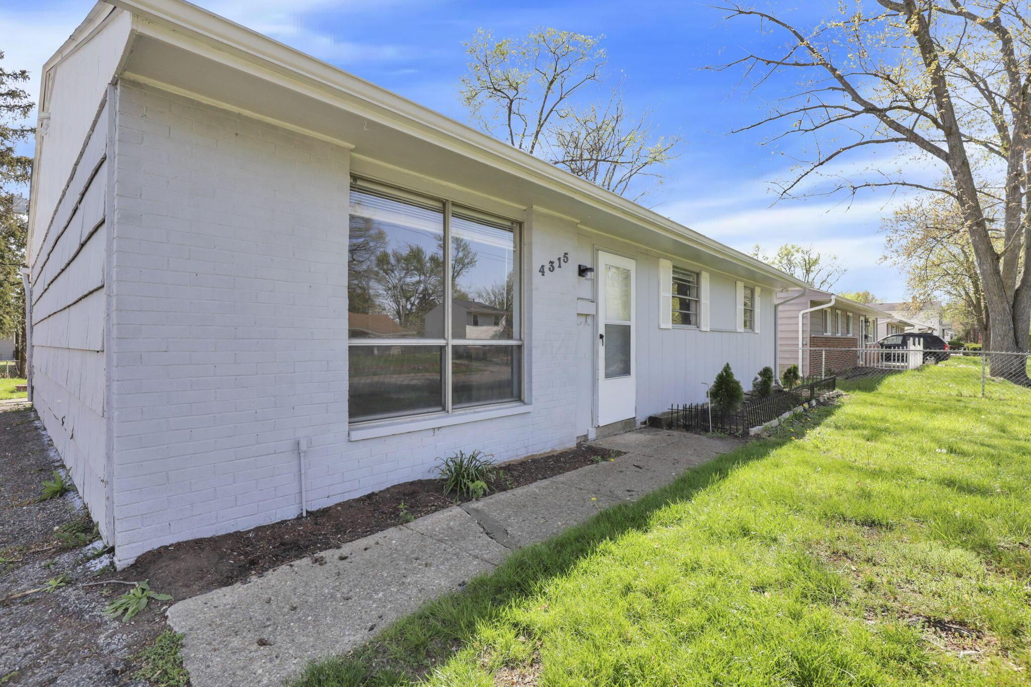 4315 Sibley Avenue