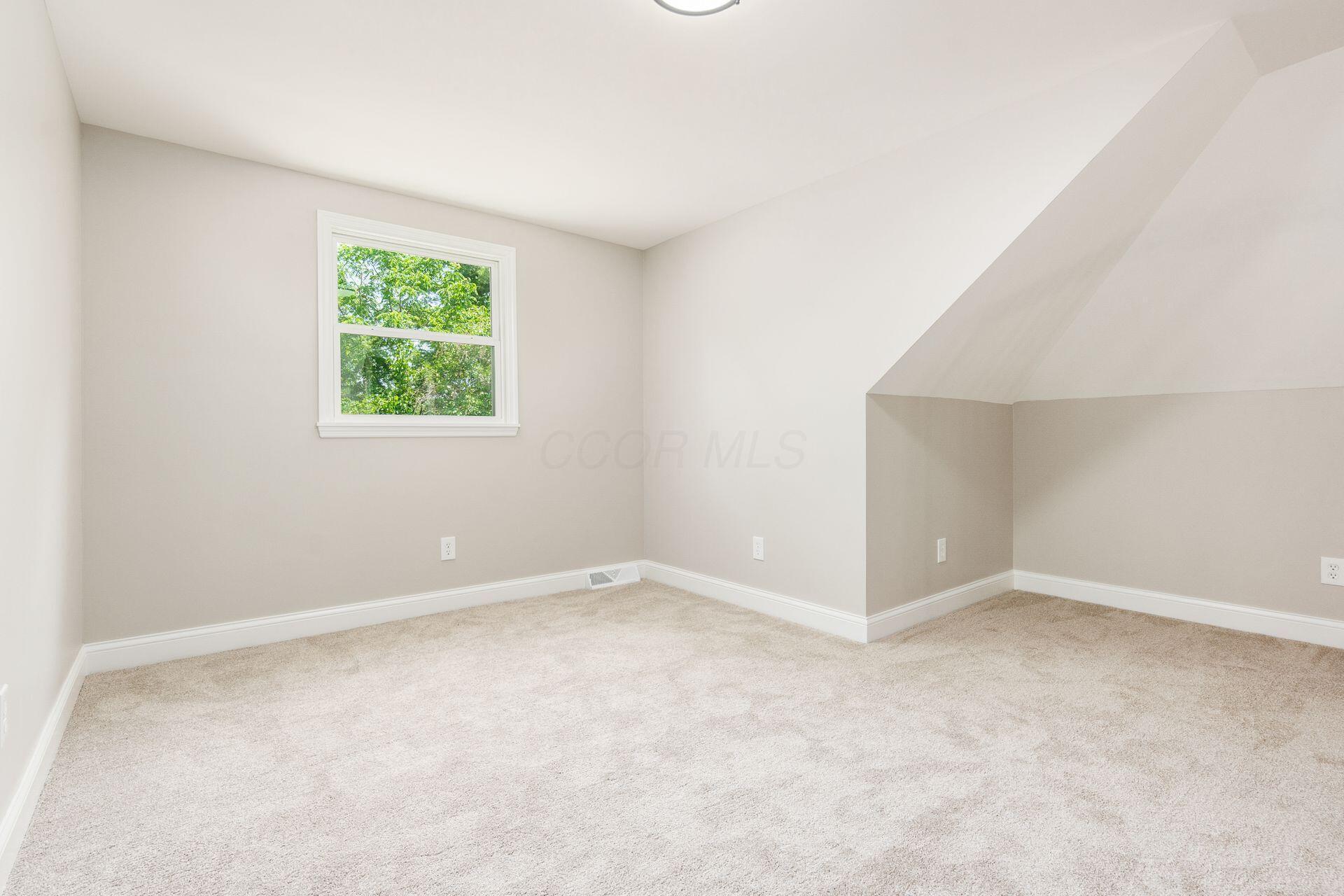 1120 Fairway Boulevard