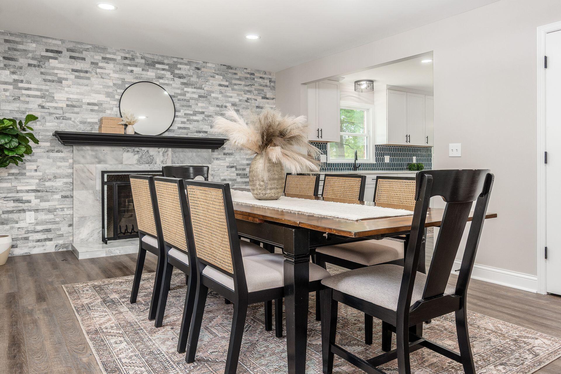 1120 Fairway Boulevard