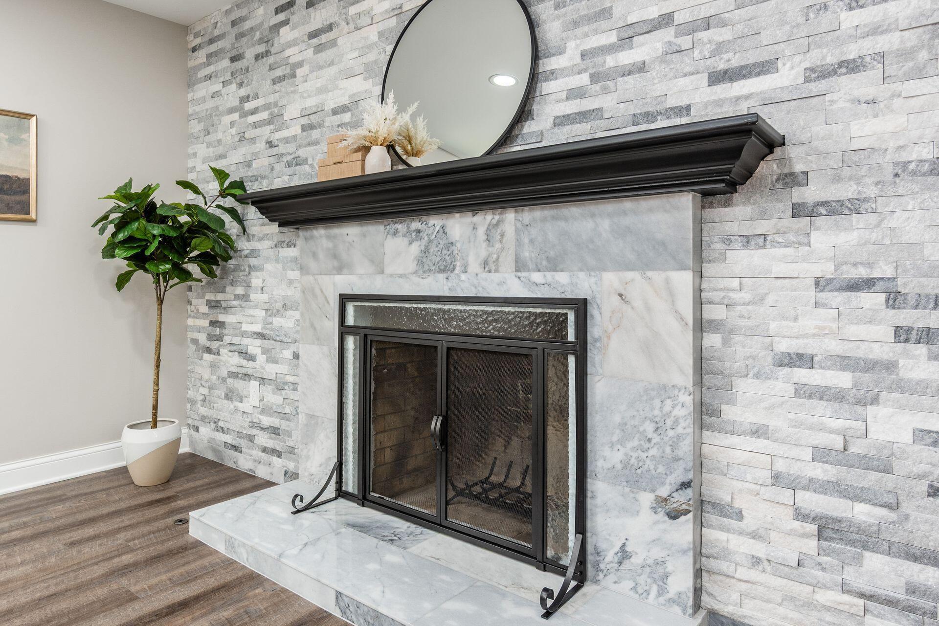 1120 Fairway Boulevard