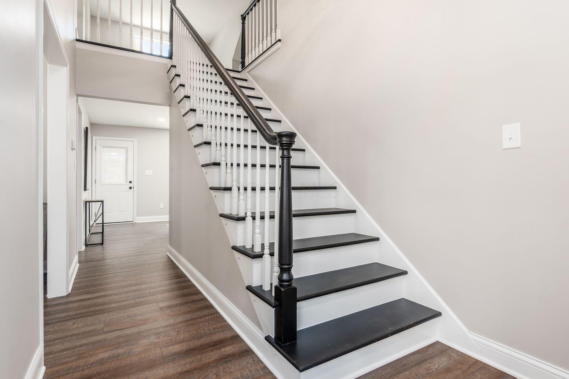 1120 Fairway Boulevard