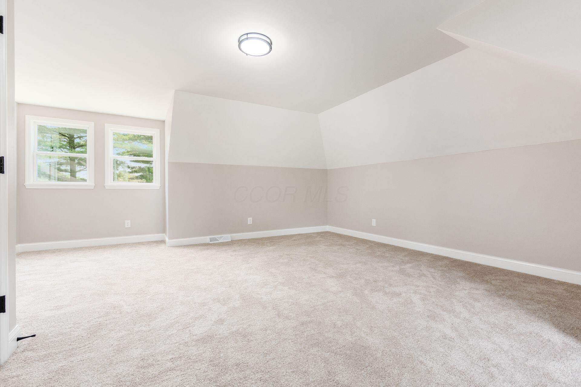 1120 Fairway Boulevard